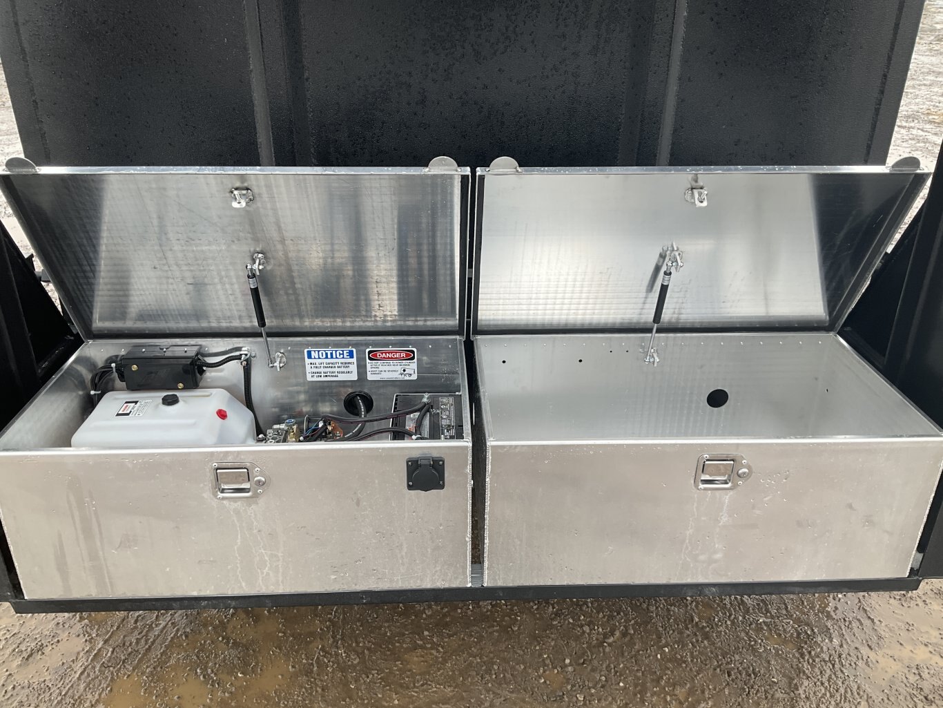 2026 Canada Trailers 83x16 10.5 Ton Gooseneck Dump Trailer with 48 Sides