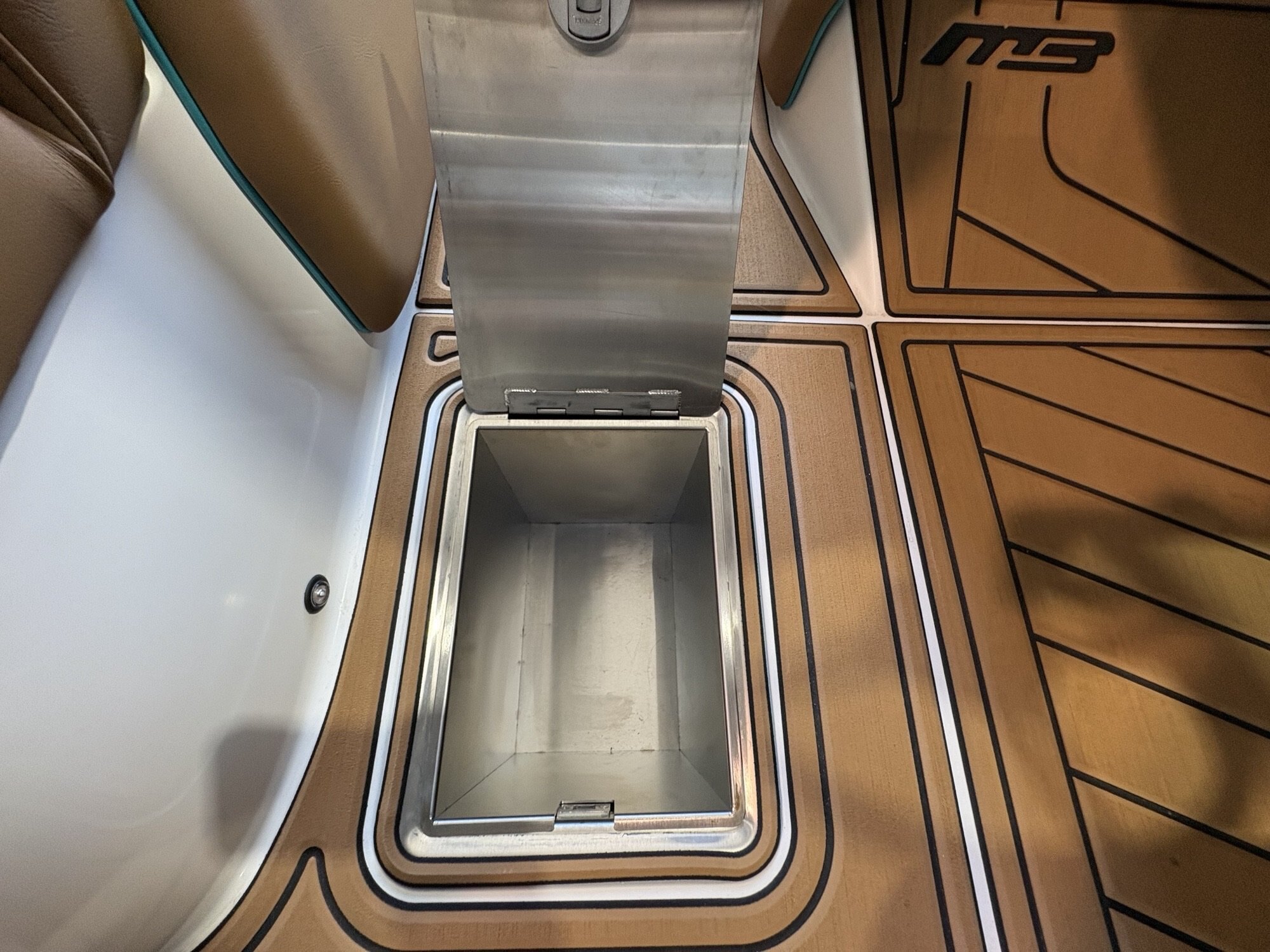 2023 MB Sports Tomcat F22' Alpha