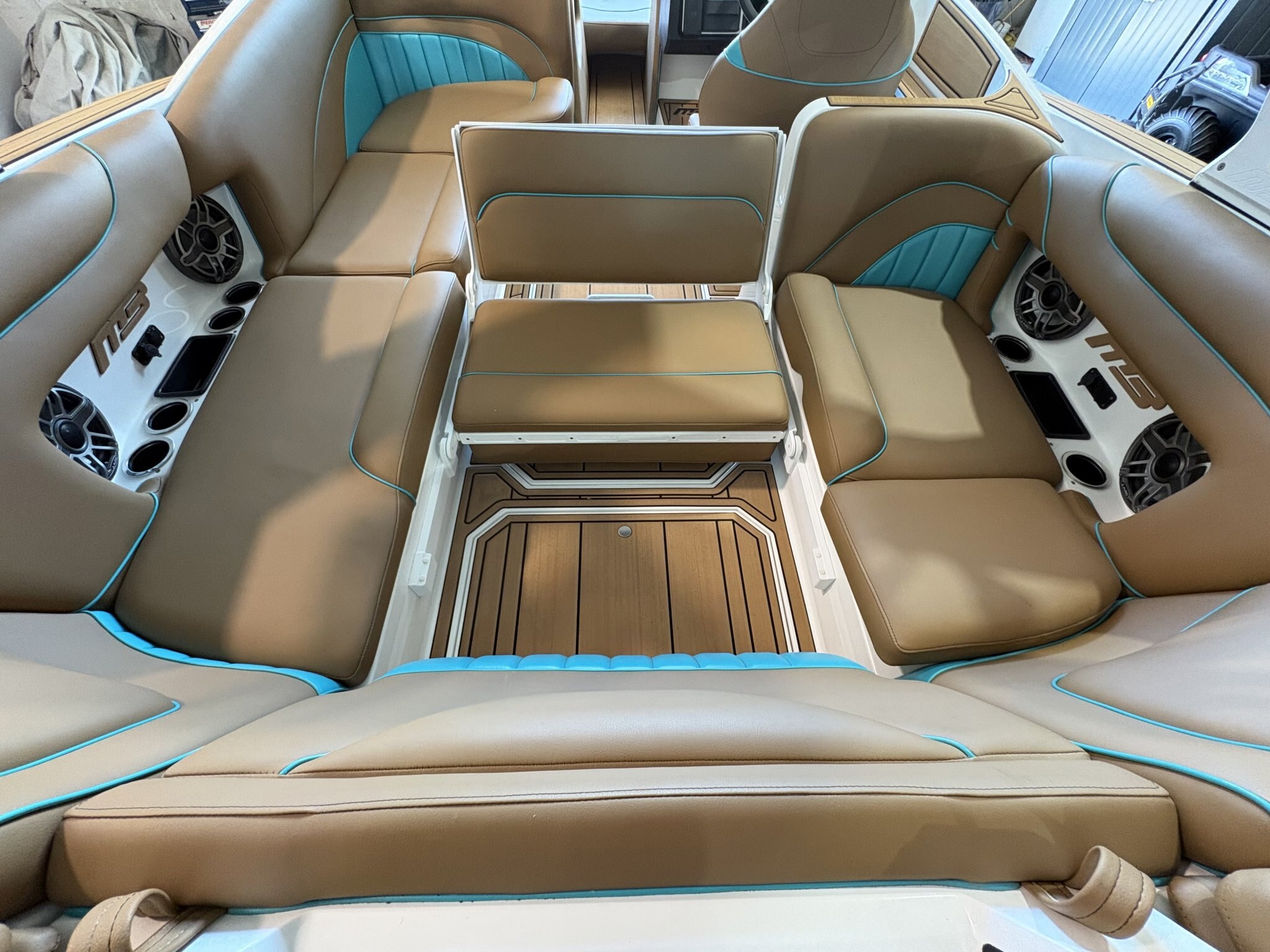2023 MB Sports Tomcat F22' Alpha
