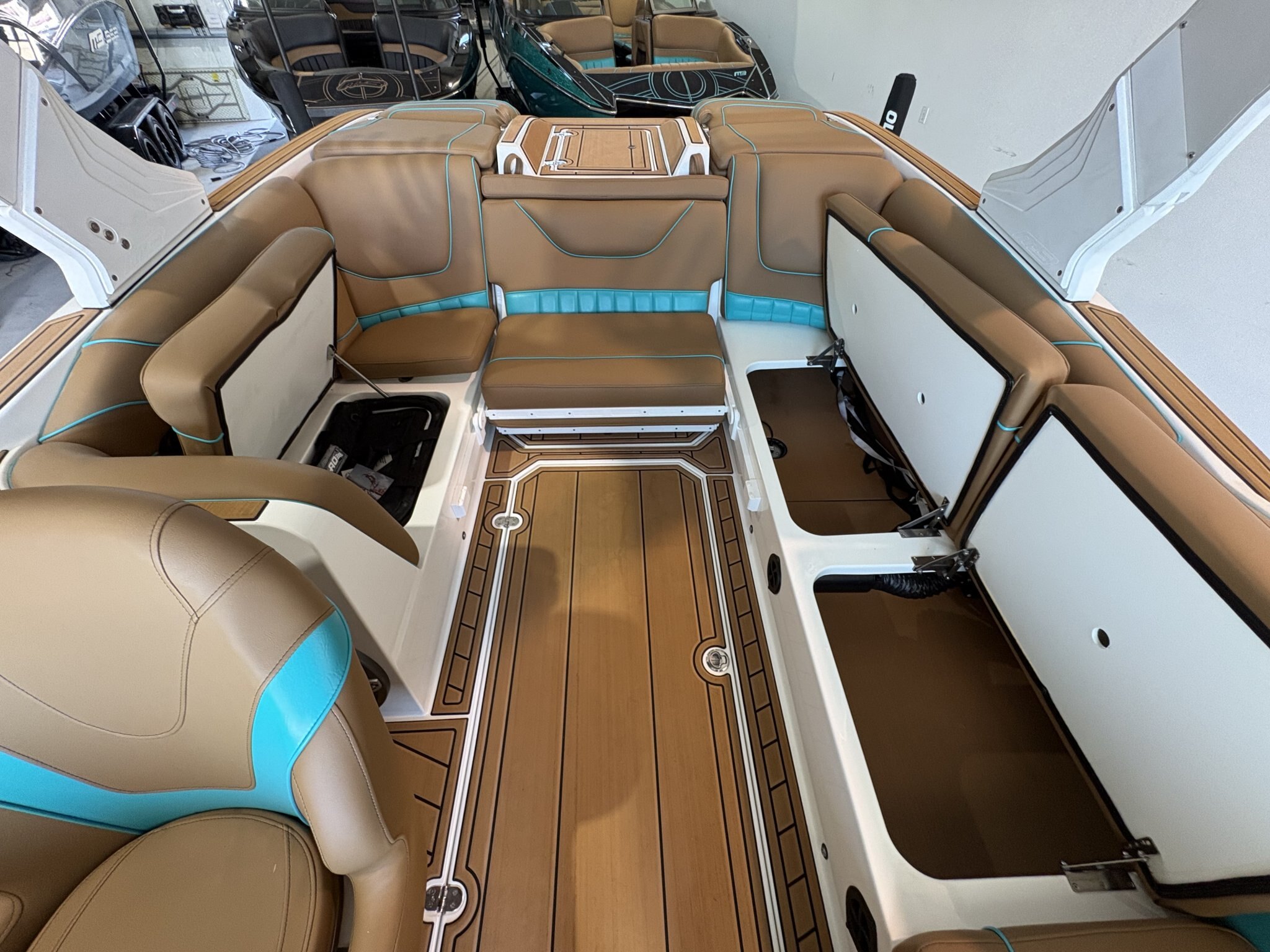 2023 MB Sports Tomcat F22' Alpha