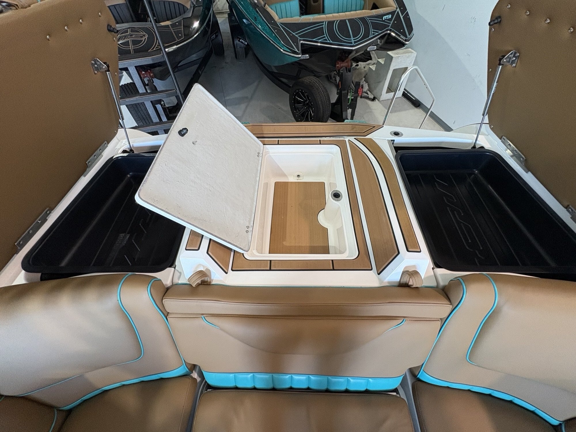 2023 MB Sports Tomcat F22' Alpha