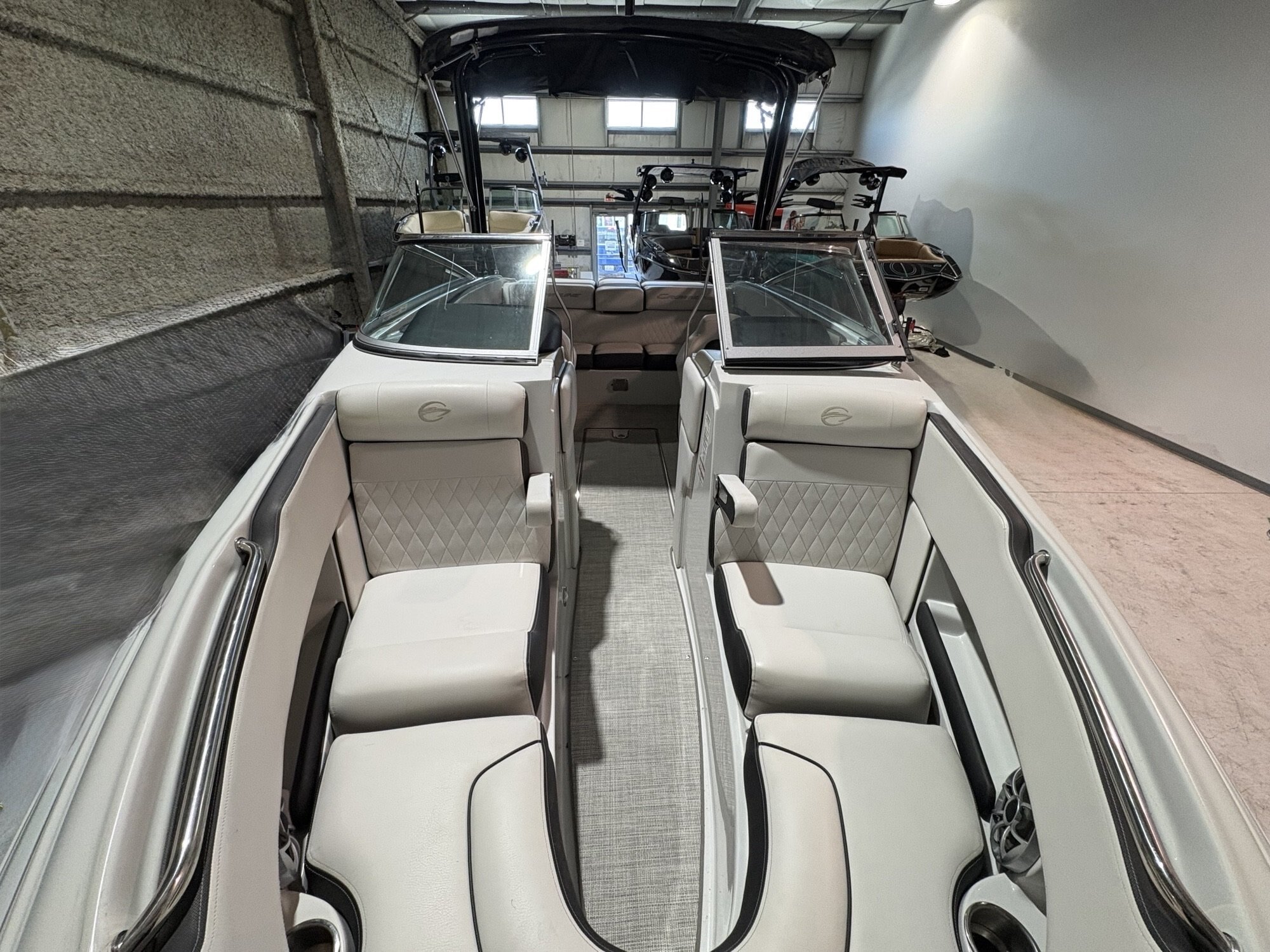 2022 Crownline 240 SS