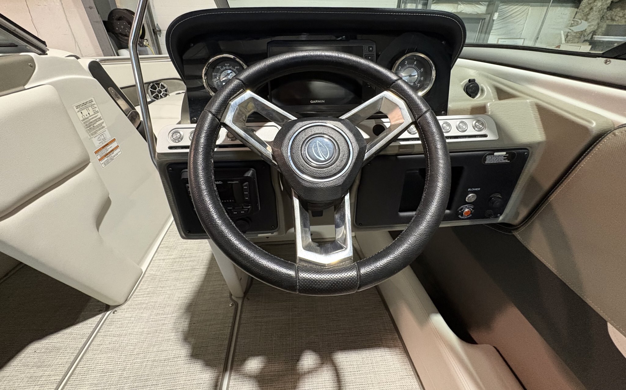 2022 Crownline 240 SS