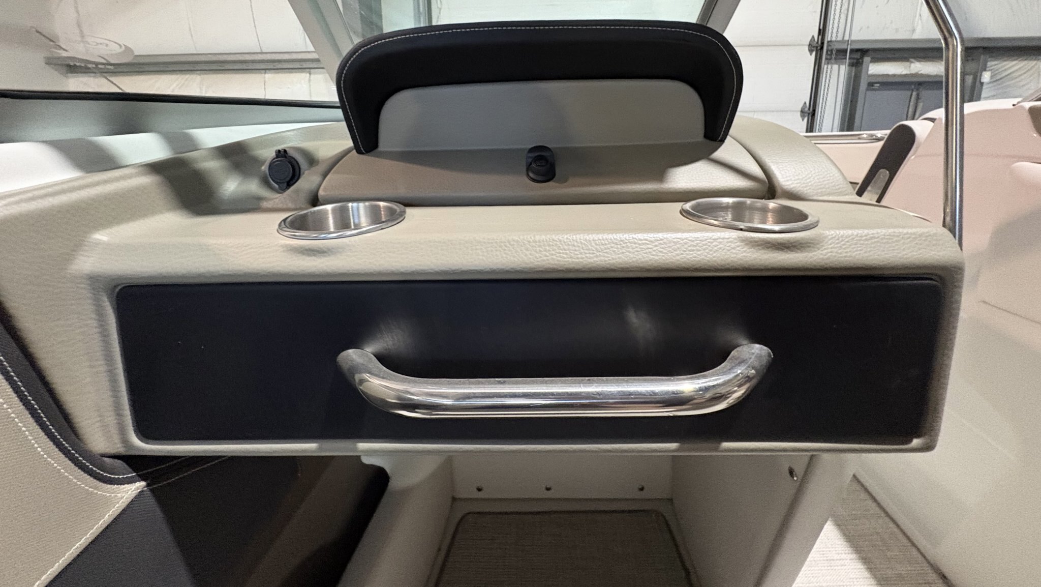 2022 Crownline 240 SS