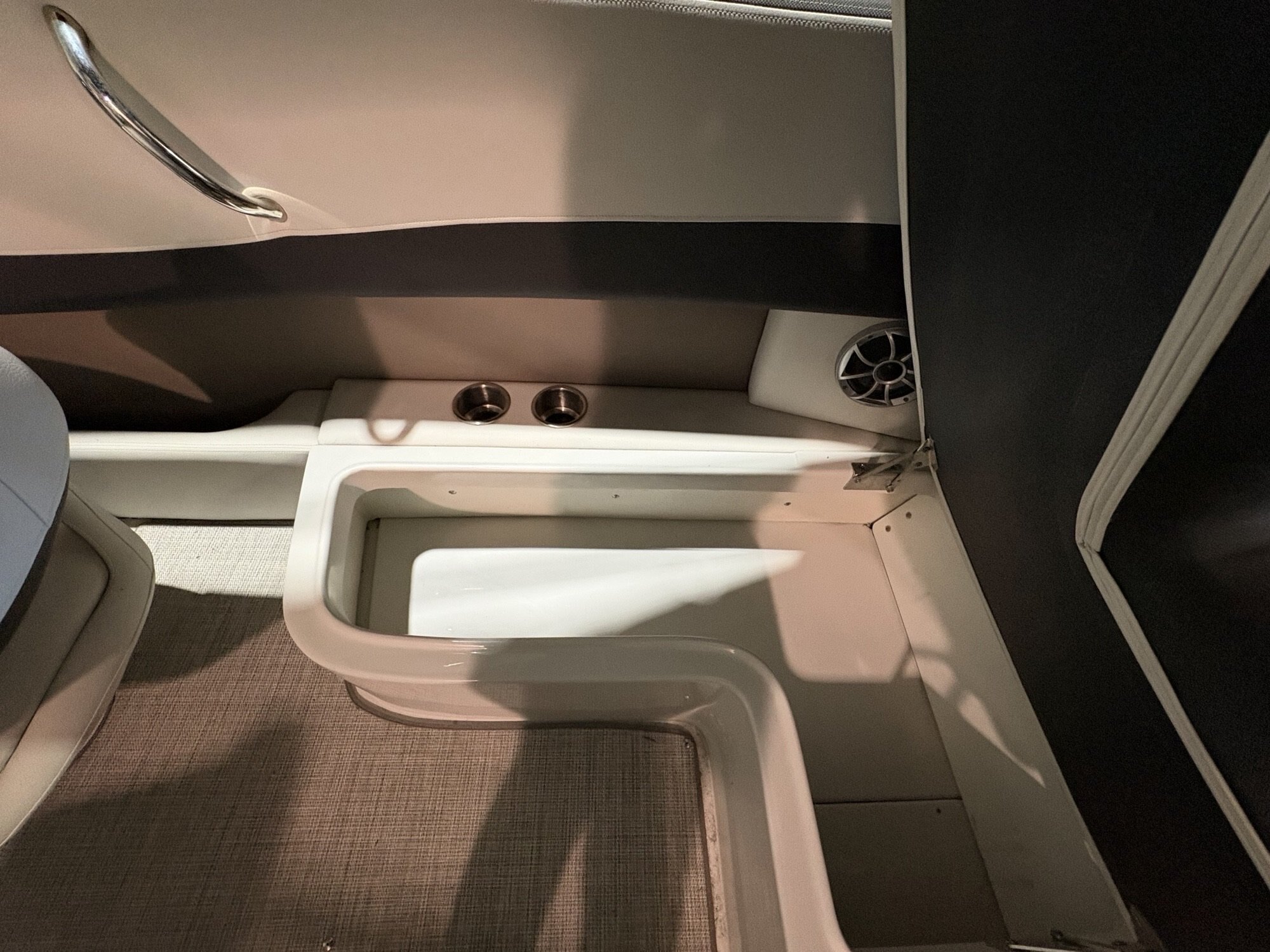 2022 Crownline 240 SS