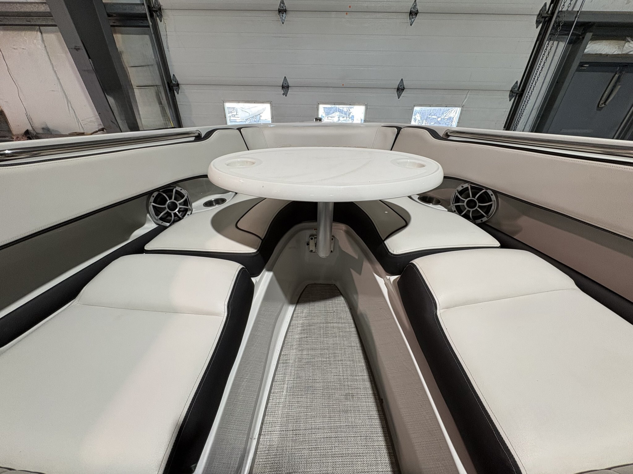2022 Crownline 240 SS