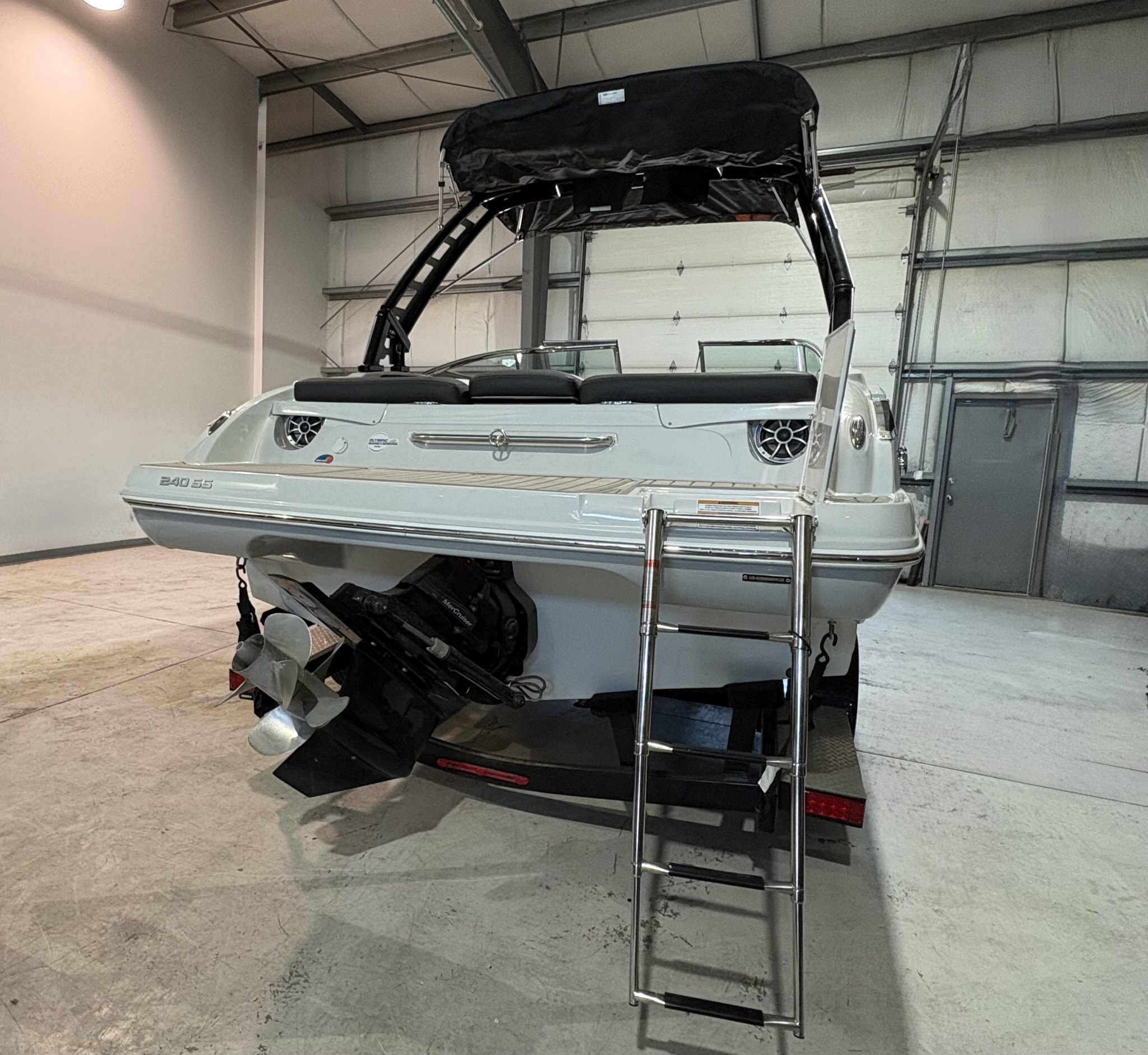 2022 Crownline 240 SS
