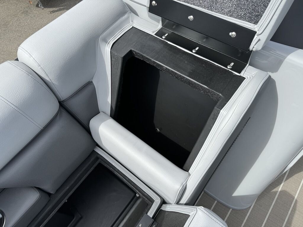 2023 BENTLEY PONTOONS ELITE 253 SWINGBACK DUAL CAPTAIN *PONTOON A PALOOZA