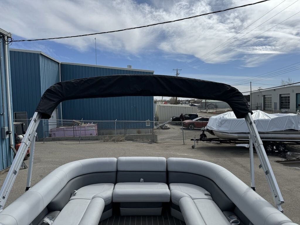 2023 BENTLEY PONTOONS ELITE 253 SWINGBACK DUAL CAPTAIN *PONTOON A PALOOZA