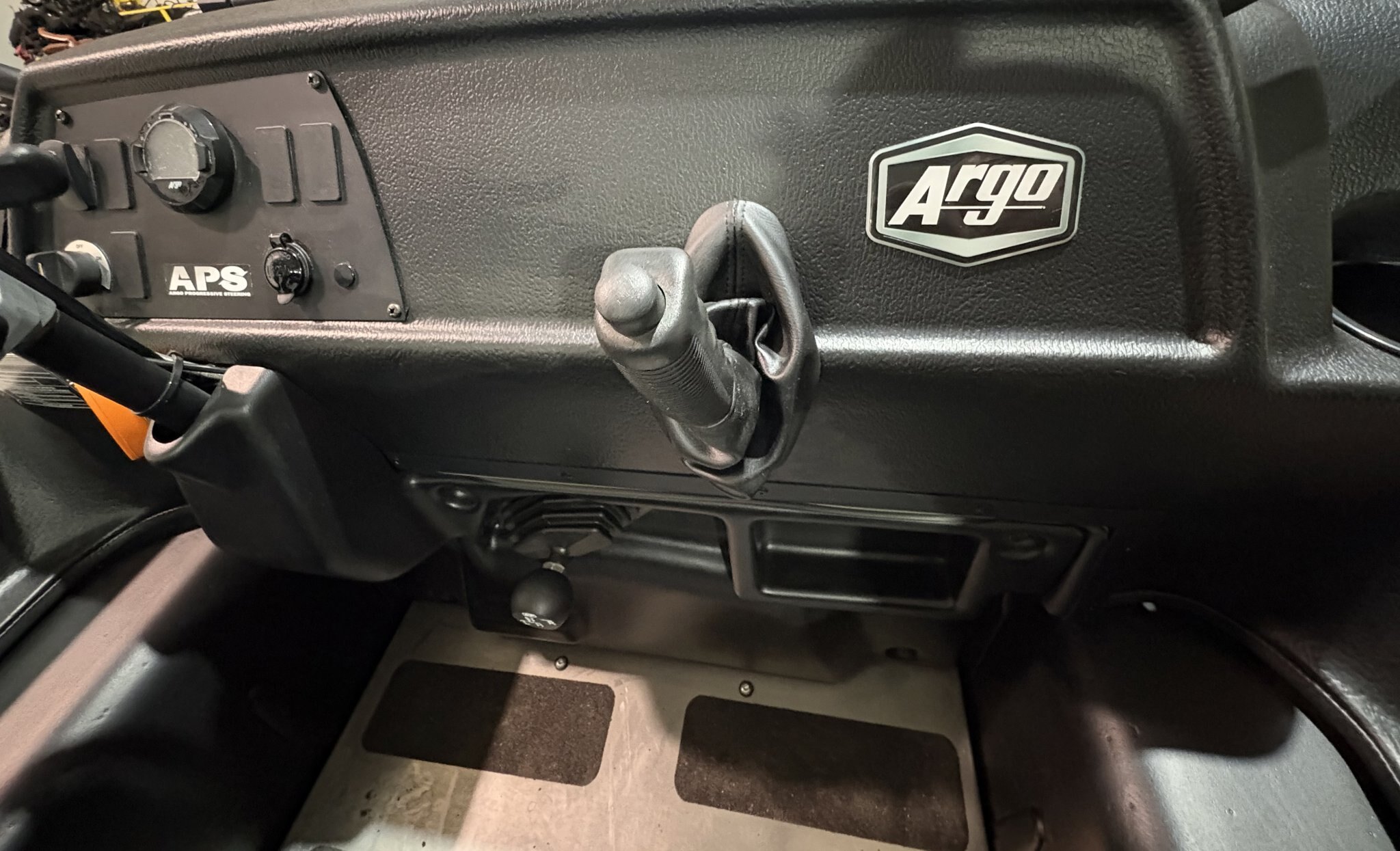 2022 Argo FRONTIER 700 8X8