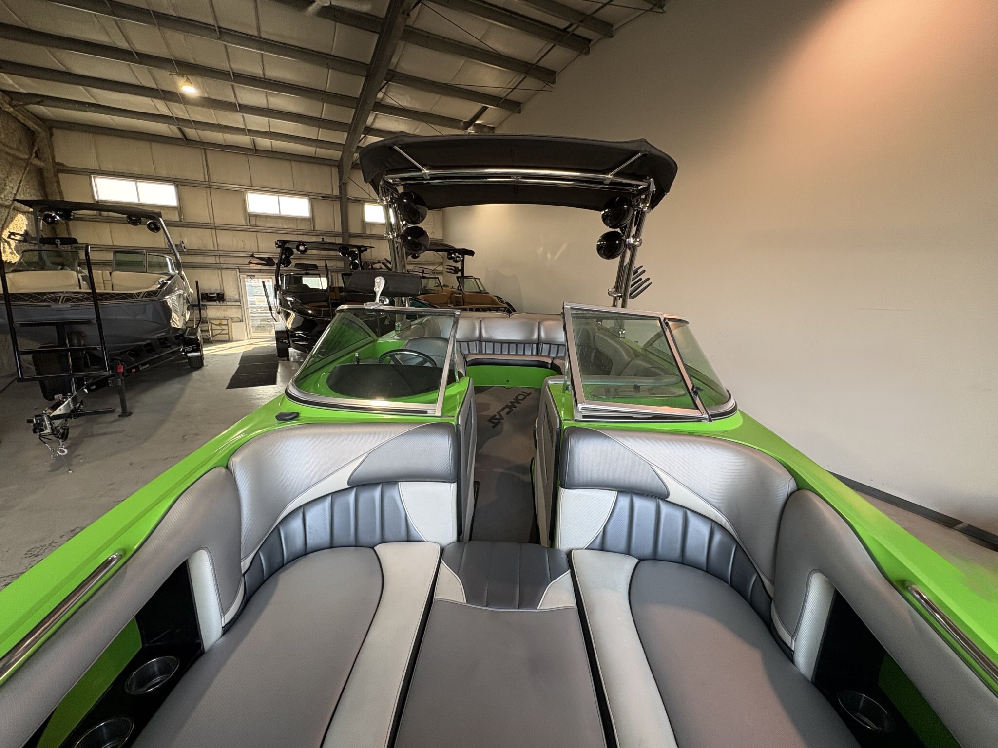2013 MB Sports Tomcat F24