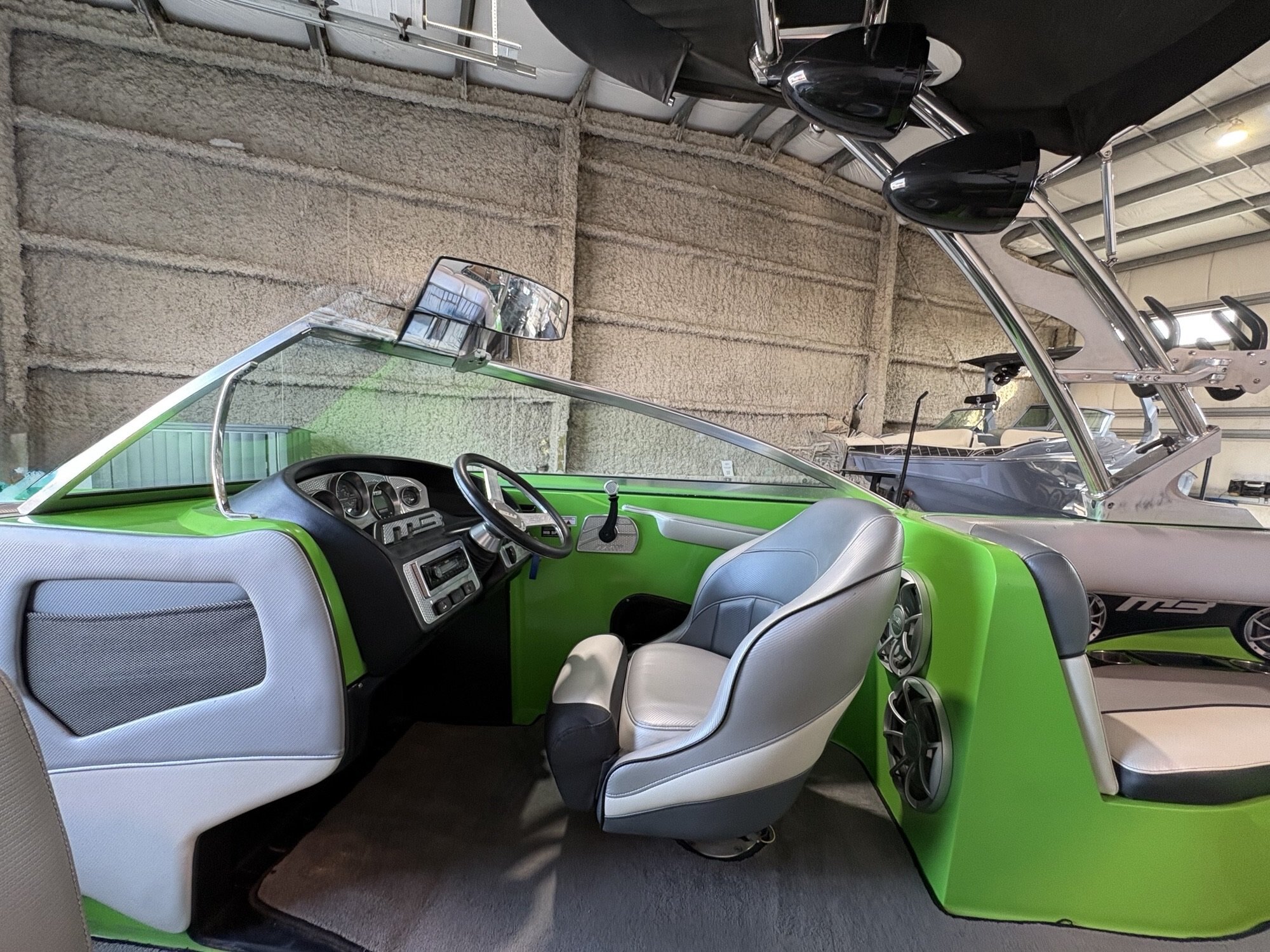 2013 MB Sports Tomcat F24