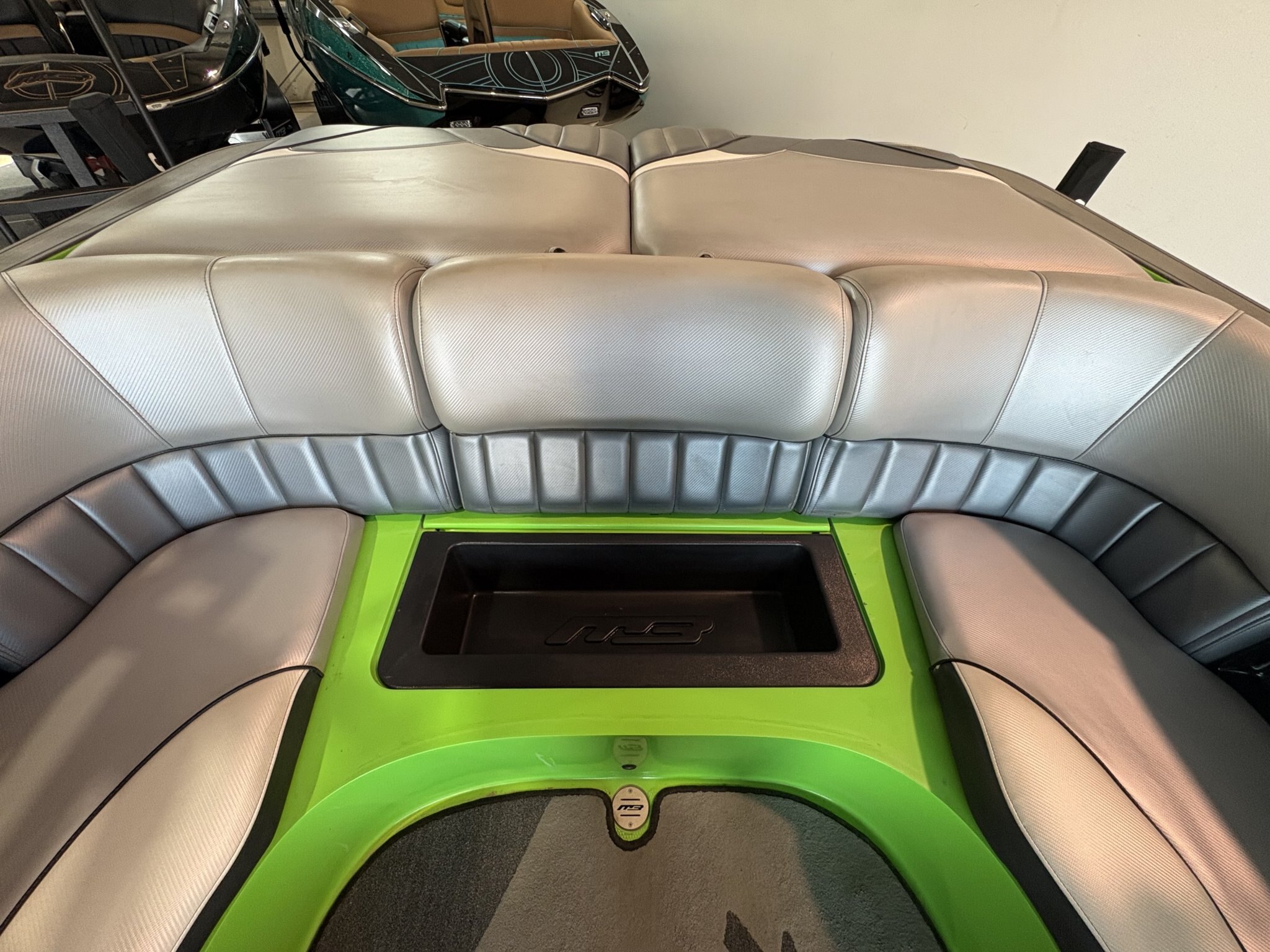 2013 MB Sports Tomcat F24