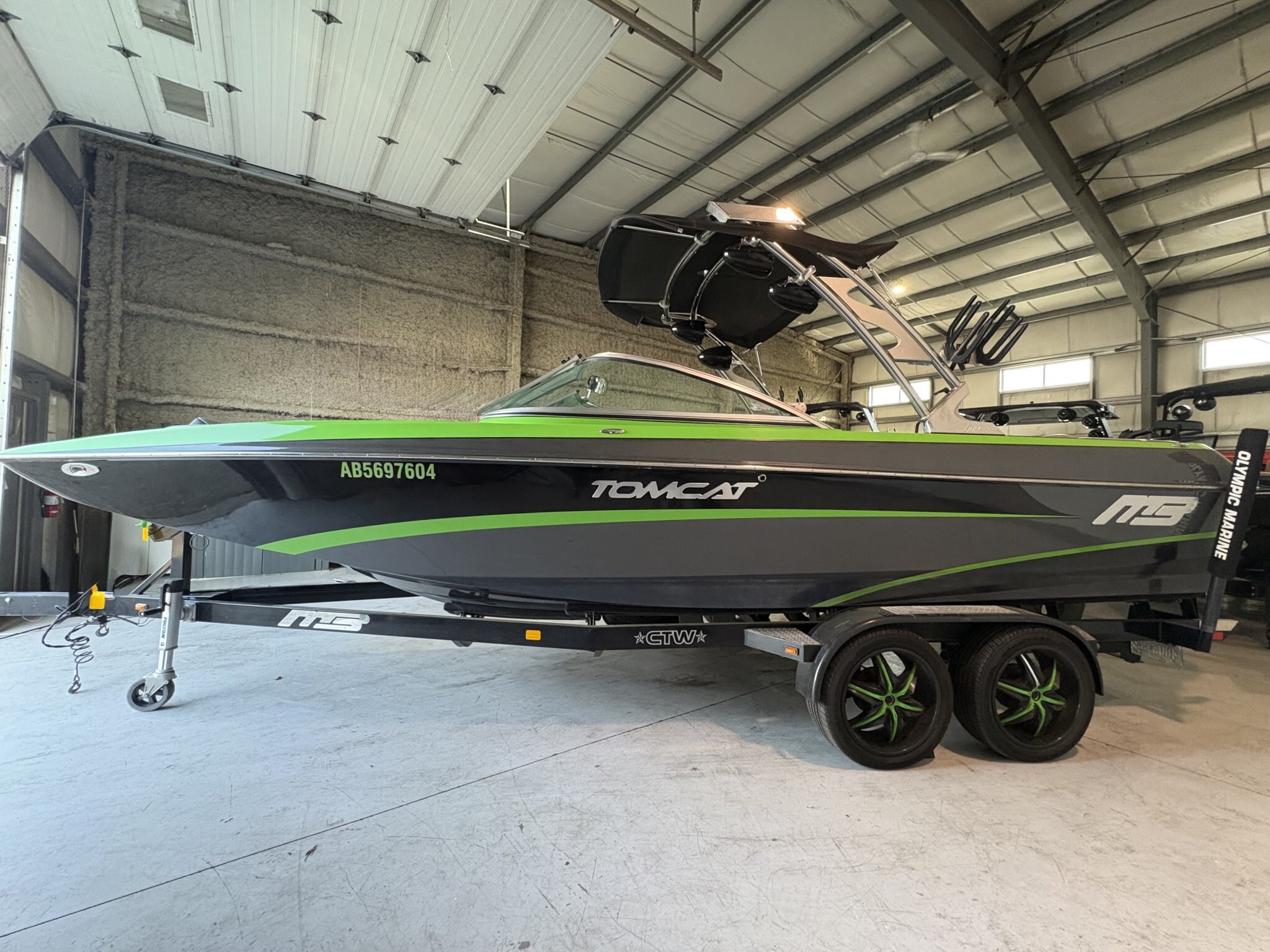 2013 MB Sports Tomcat F24