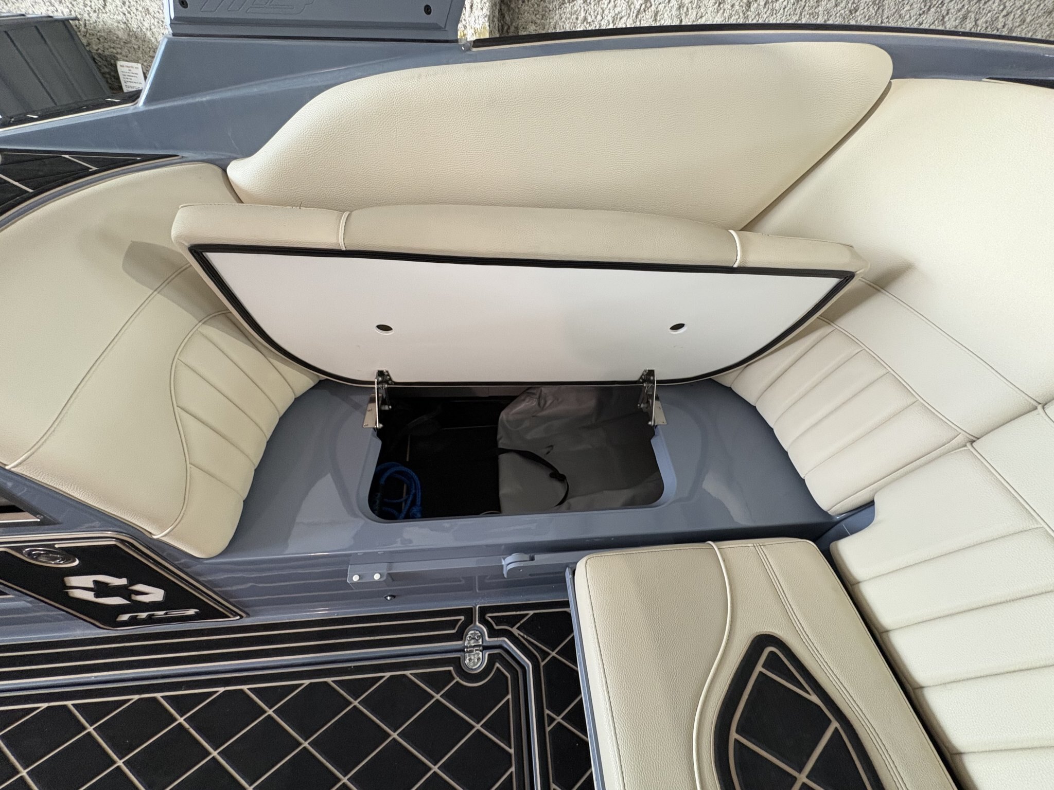 2025 MB SPORTS B52 25' ALPHA