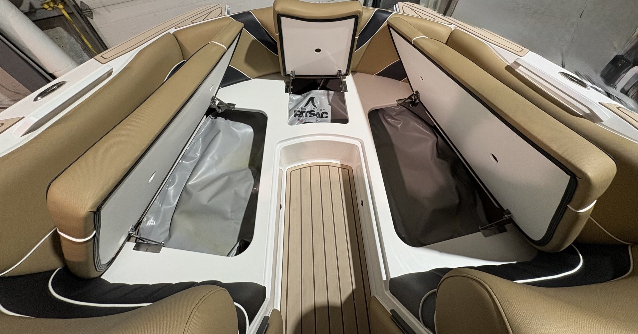 2025 MB SPORTS Tomcat F22' Alpha