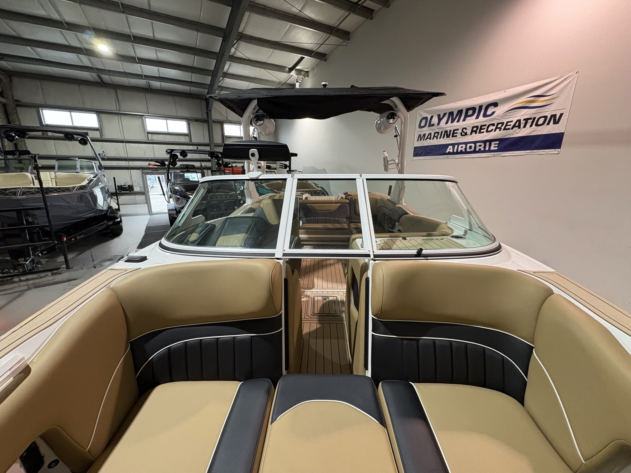 2025 MB SPORTS Tomcat F22' Alpha