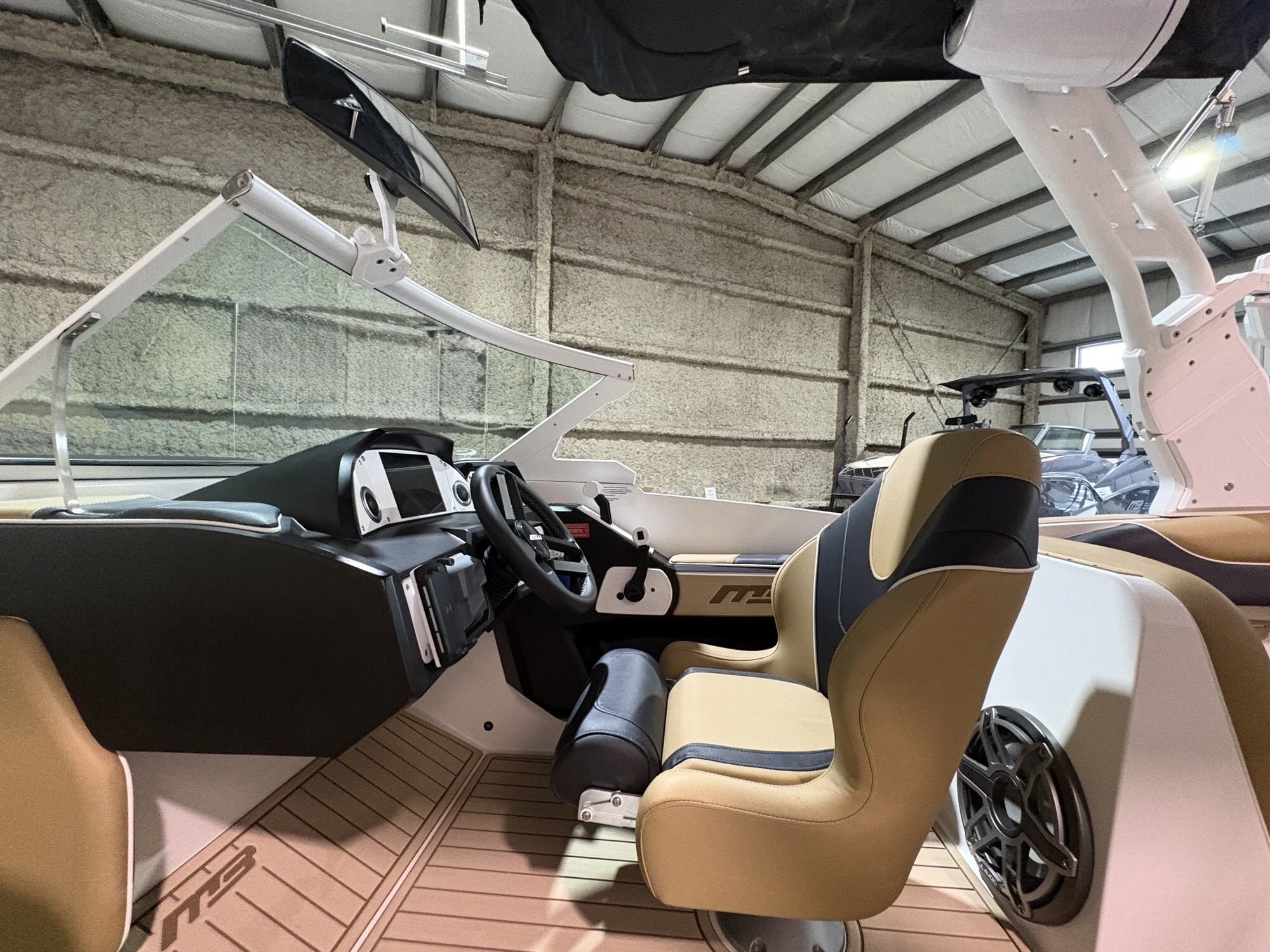 2025 MB SPORTS Tomcat F22' Alpha