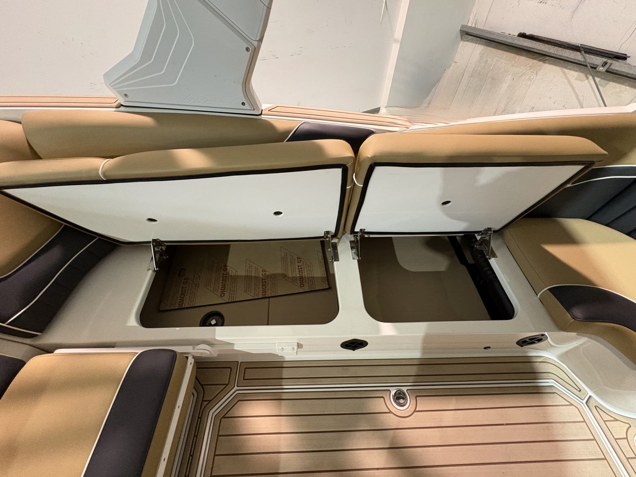 2025 MB SPORTS Tomcat F22' Alpha