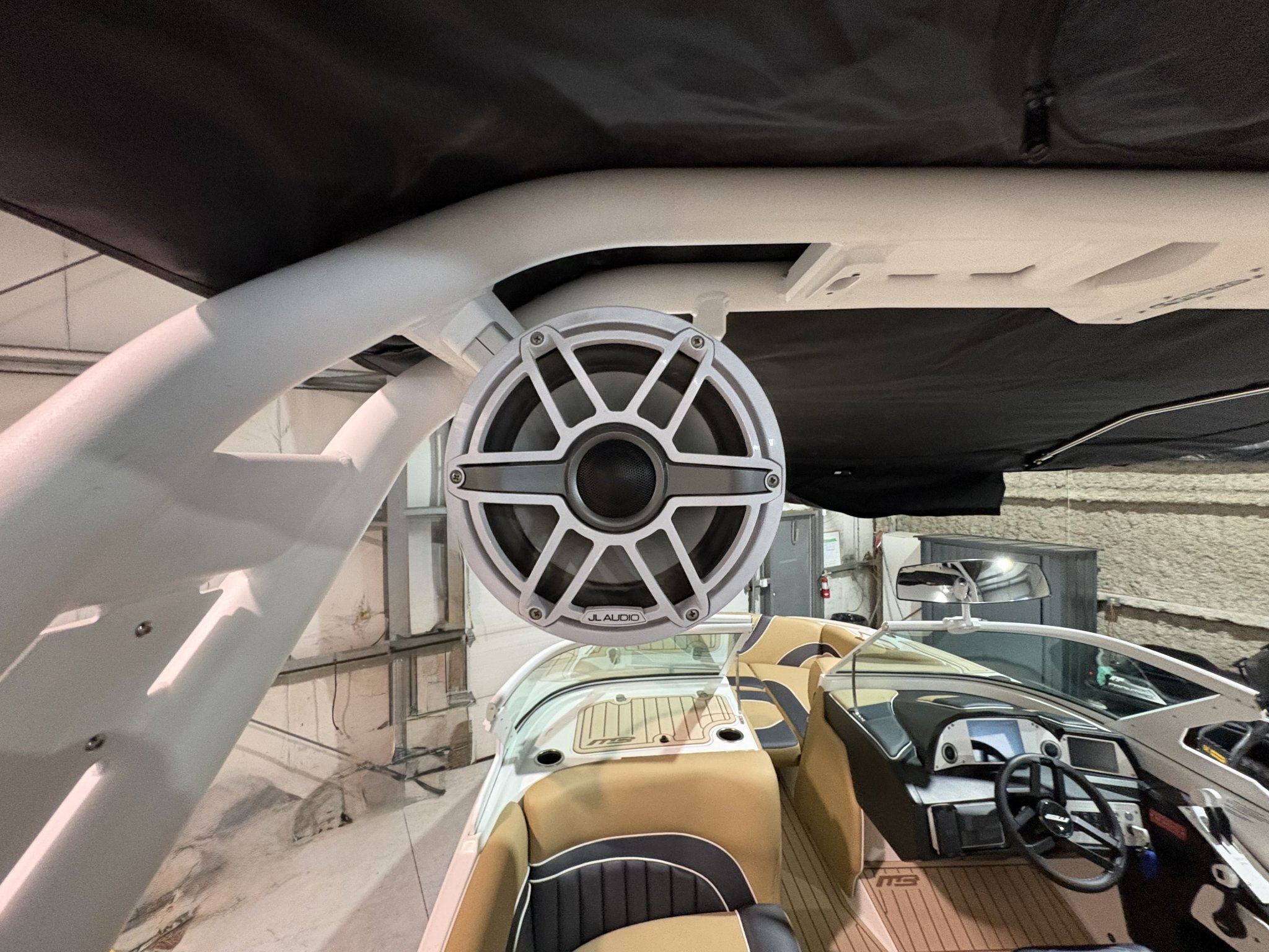 2025 MB SPORTS Tomcat F22' Alpha