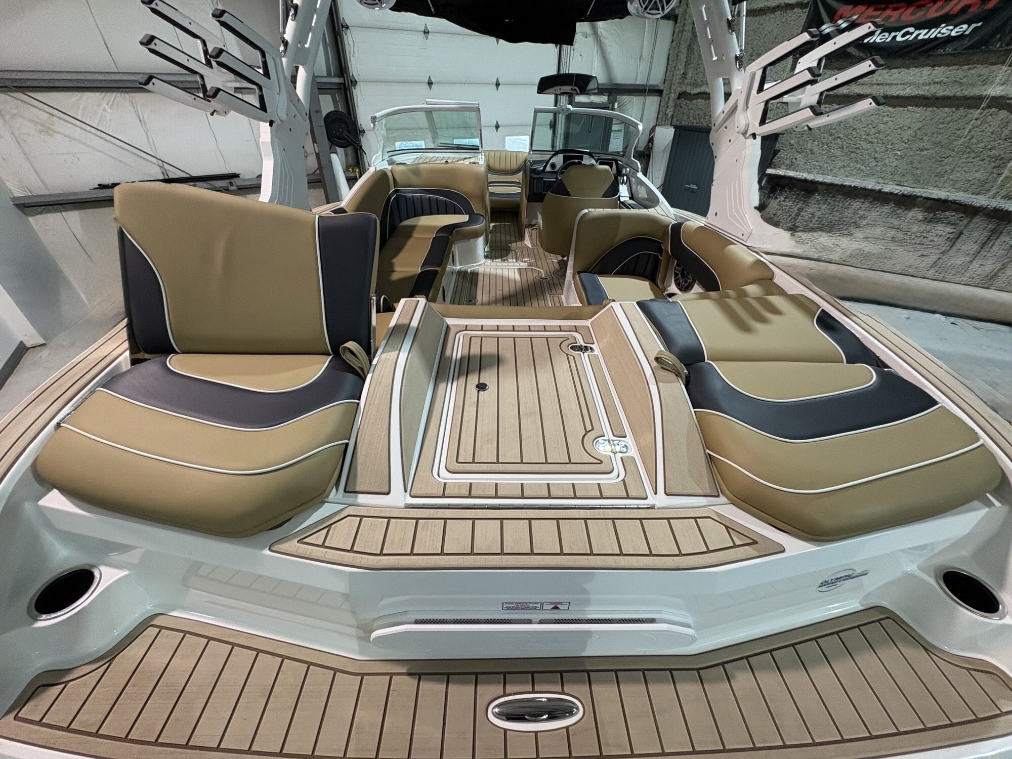 2025 MB SPORTS Tomcat F22' Alpha