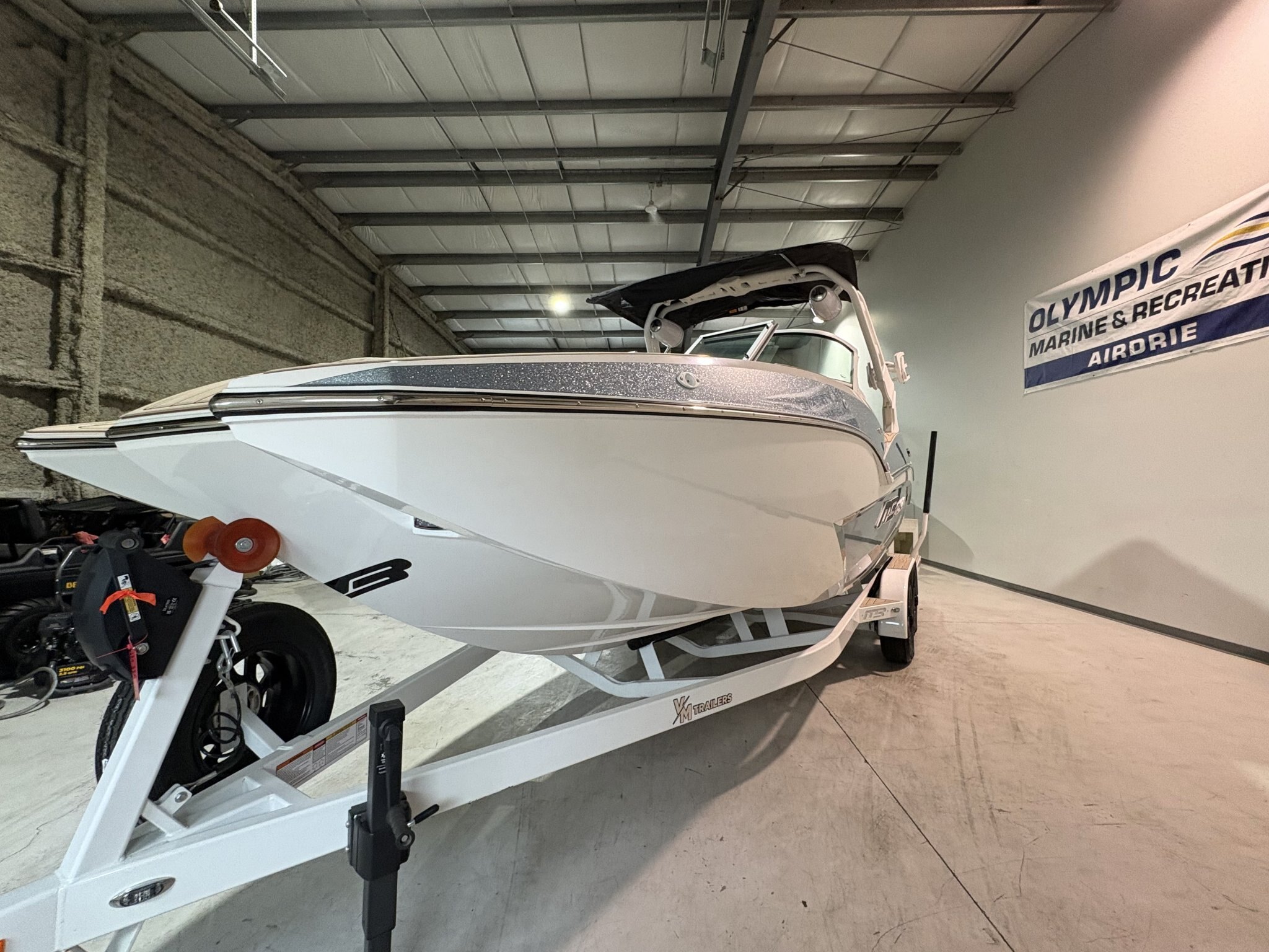 2025 MB SPORTS Tomcat F22' Alpha