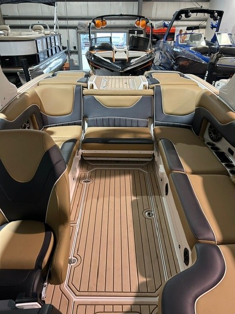 2025 MB SPORTS F22 Tomcat ALPHA