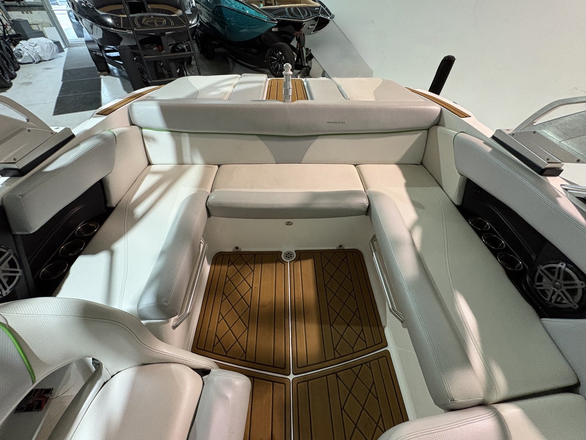 2016 Mastercraft X2