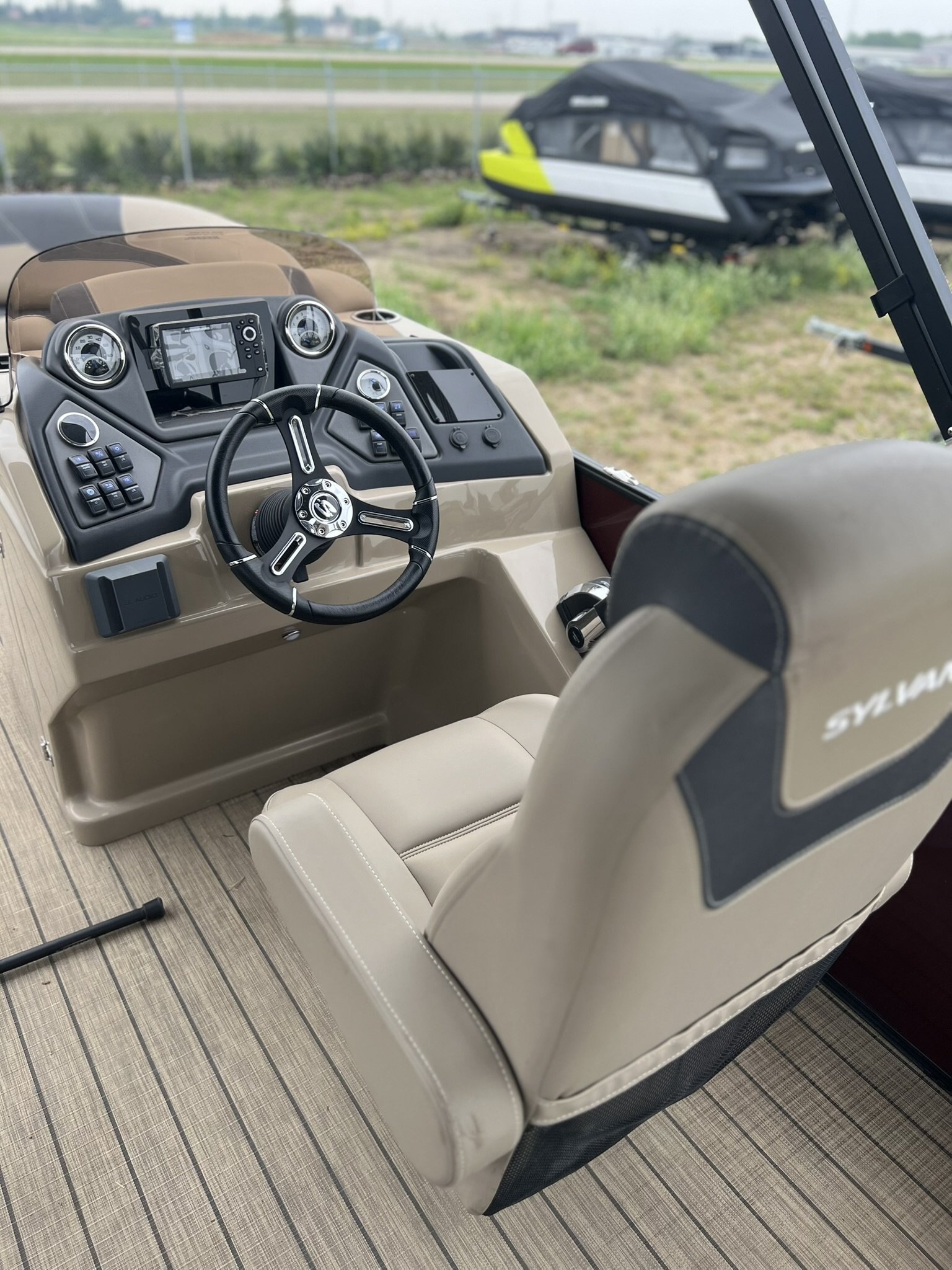 2024 Sylvan L Series L 3 CLZ DH