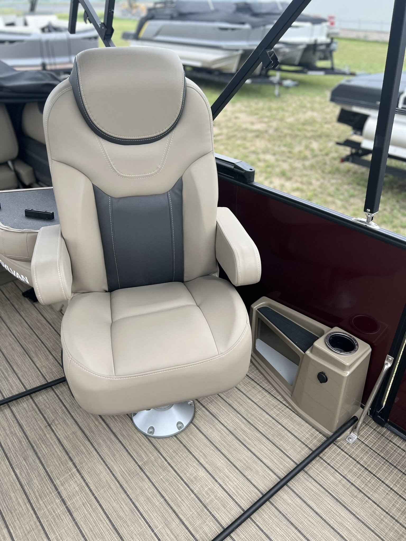 2024 Sylvan L Series L 3 CLZ DH