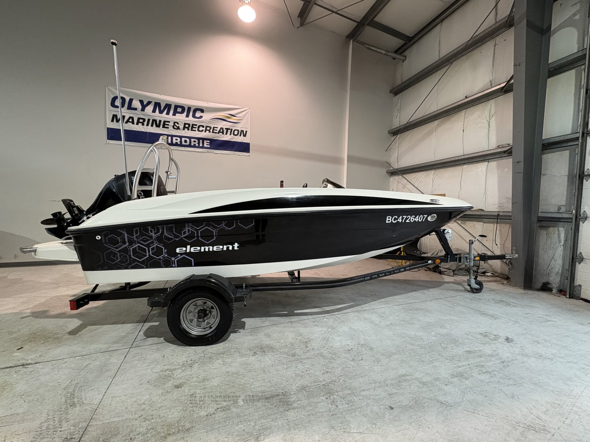 2014 Bayliner Element 16