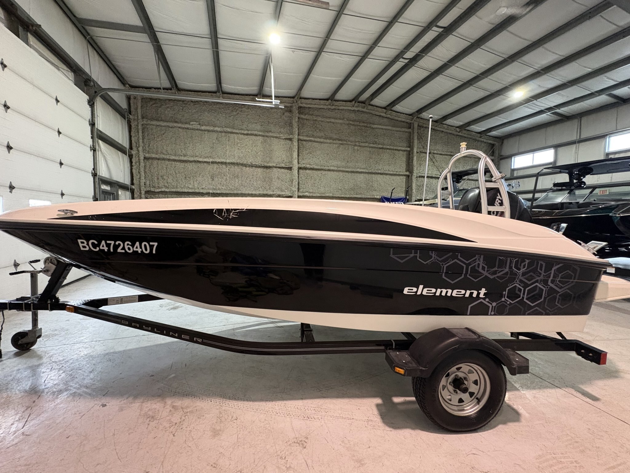 2014 Bayliner Element 16