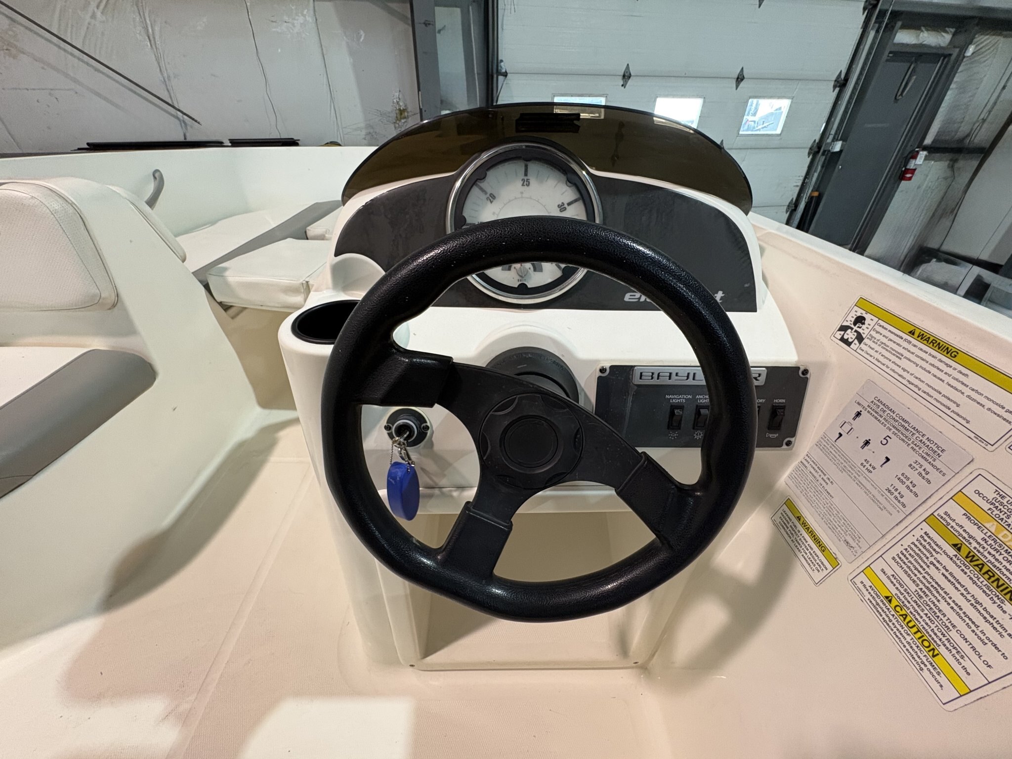 2014 Bayliner Element 16