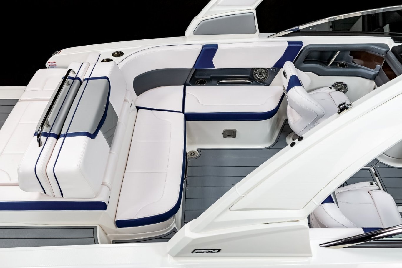 2024 Chaparral 270 OSX DEMO w/Yamaha 300 HP 4 Stroke
