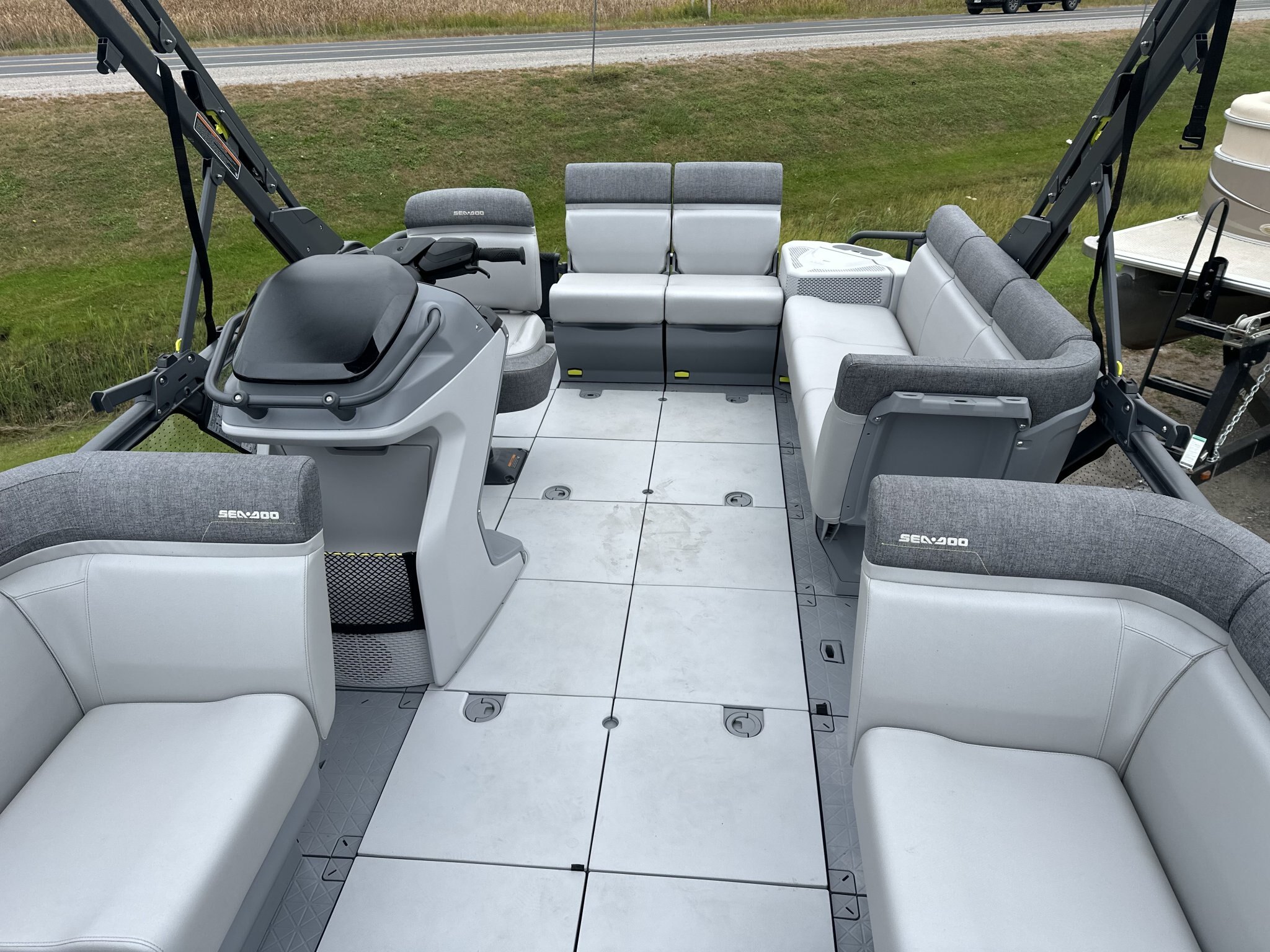 2026 Sea Doo Switch Cruise 18 230 hp w/trailer