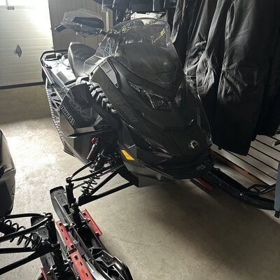 2023 Ski-Doo MXZ Blizzard Rotax® 850 E-TEC®