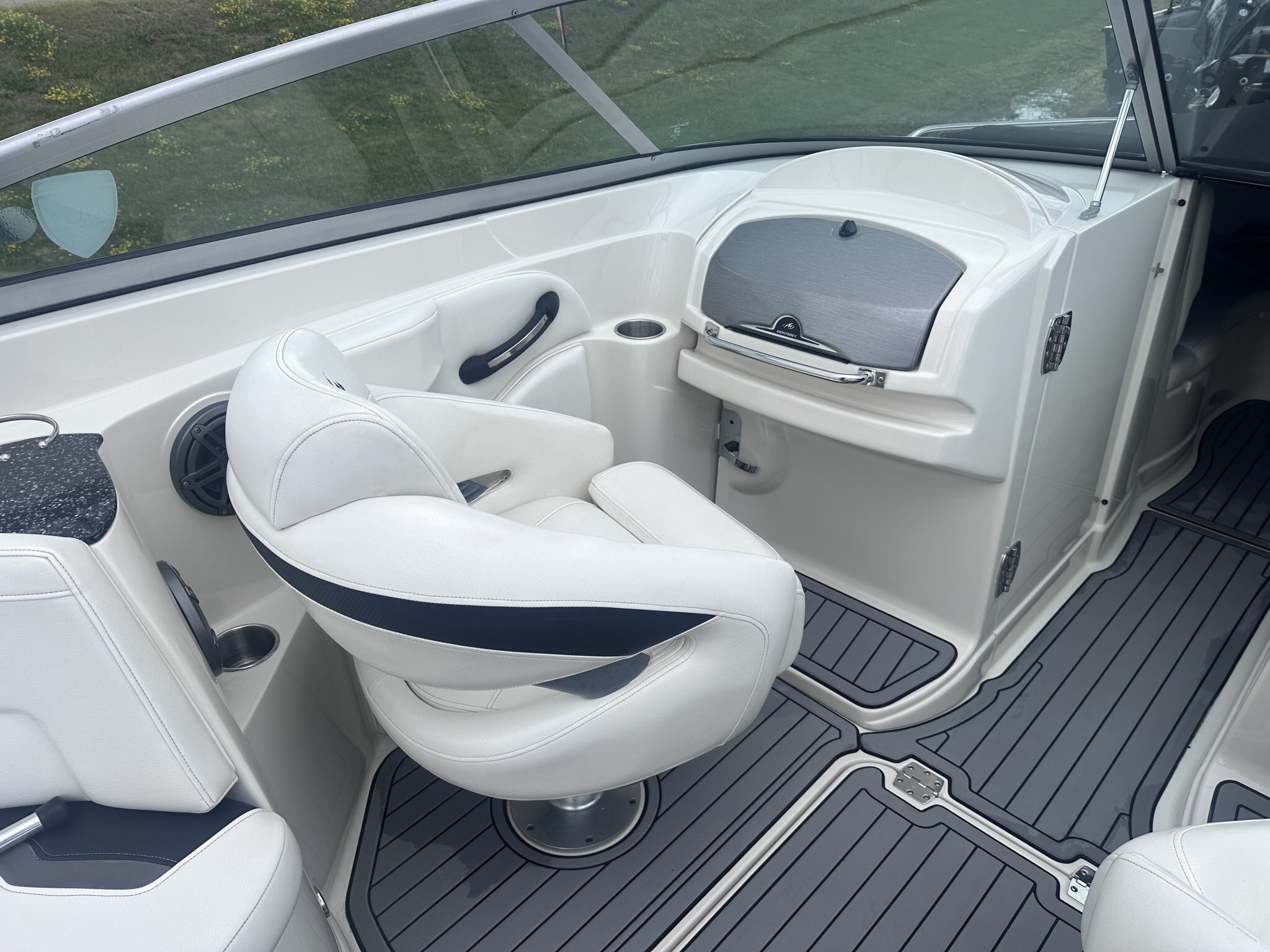 2013 Monterey 264 FS