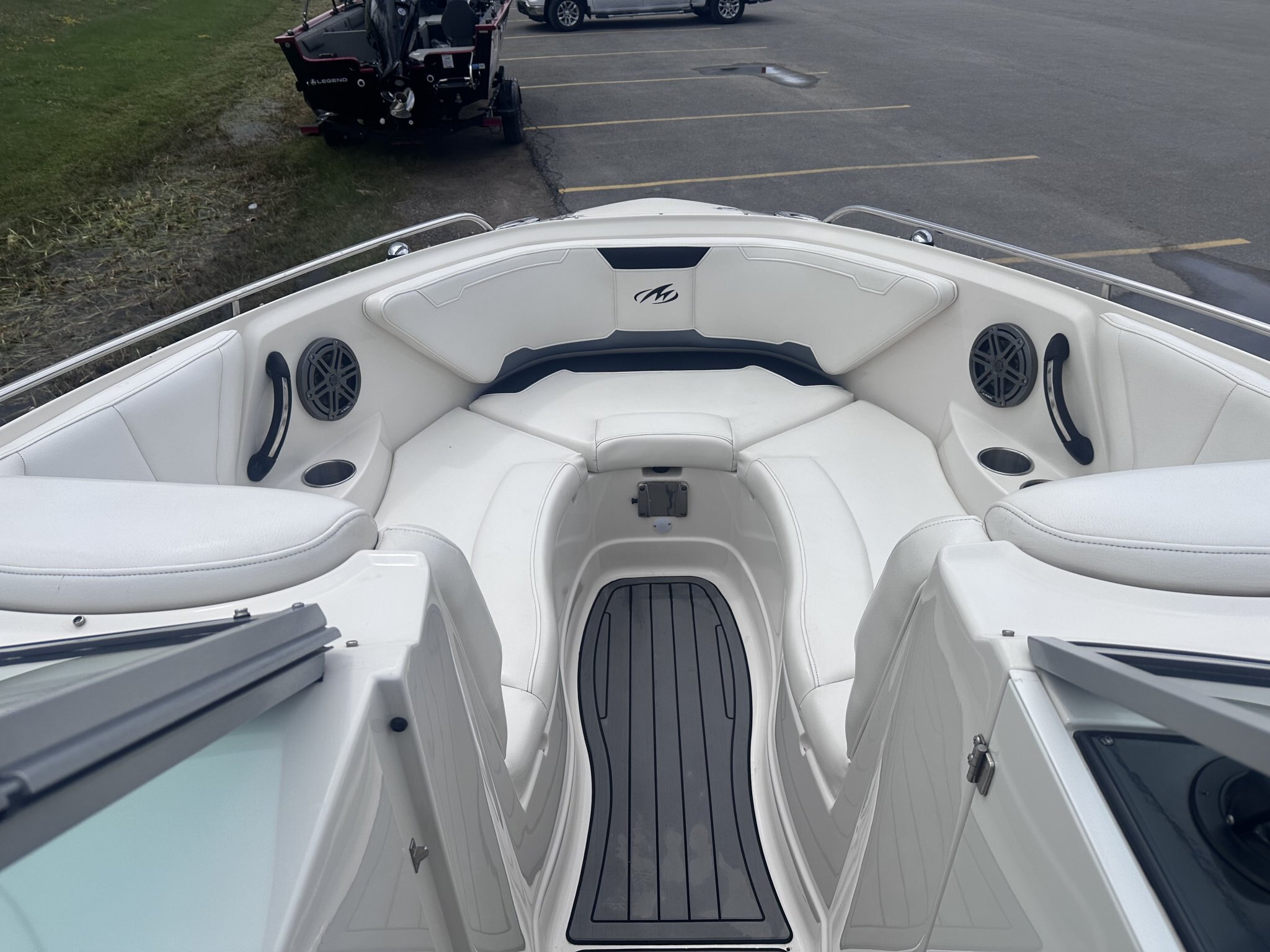 2013 Monterey 264 FS