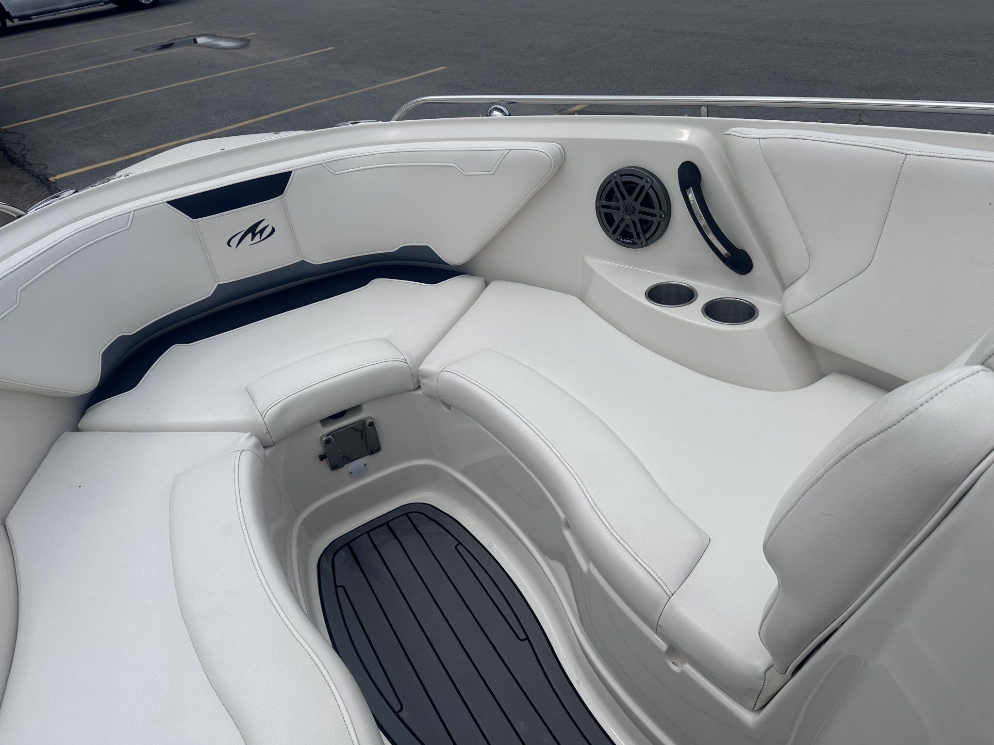 2013 Monterey 264 FS