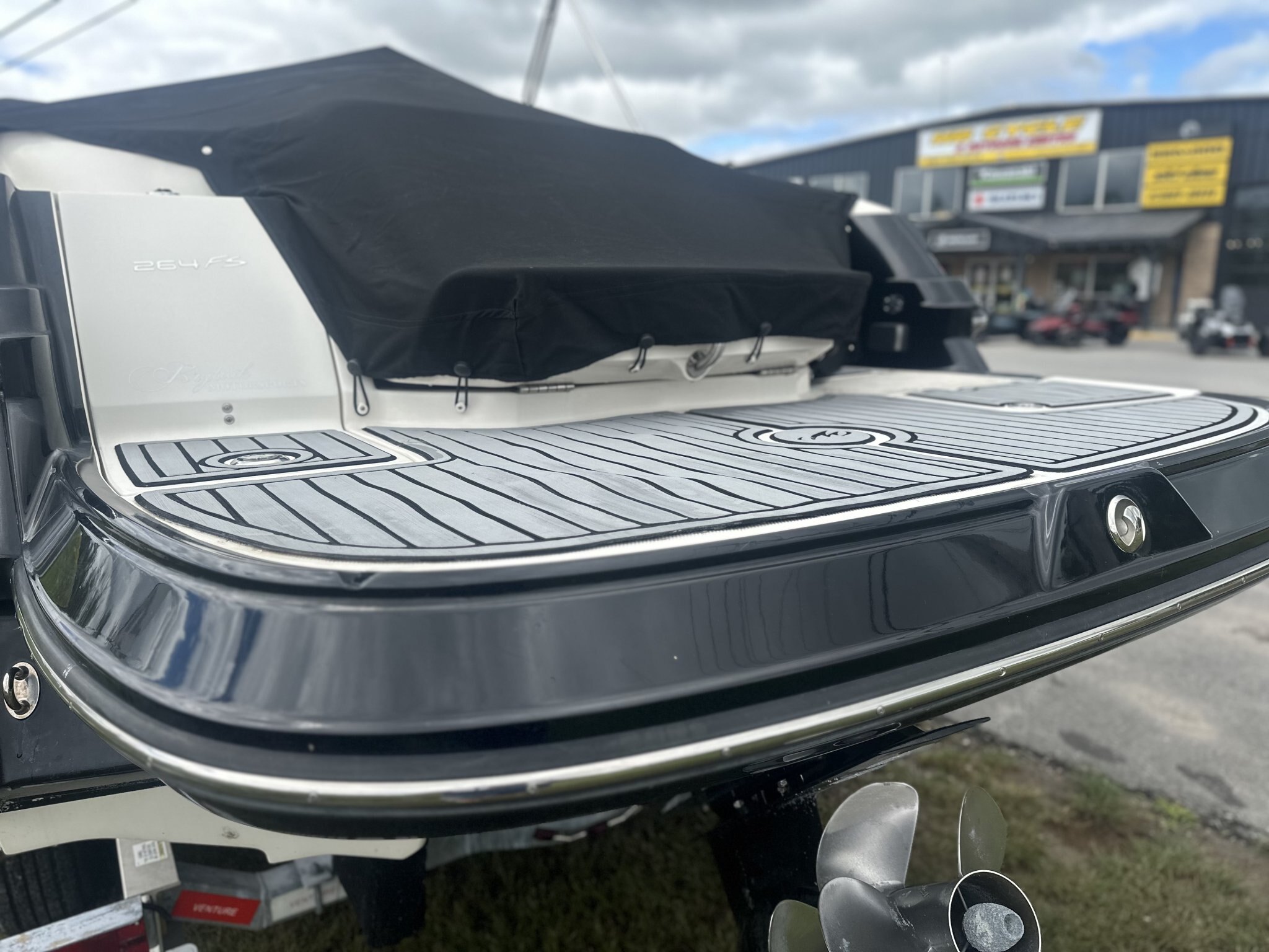 2013 Monterey 264 FS
