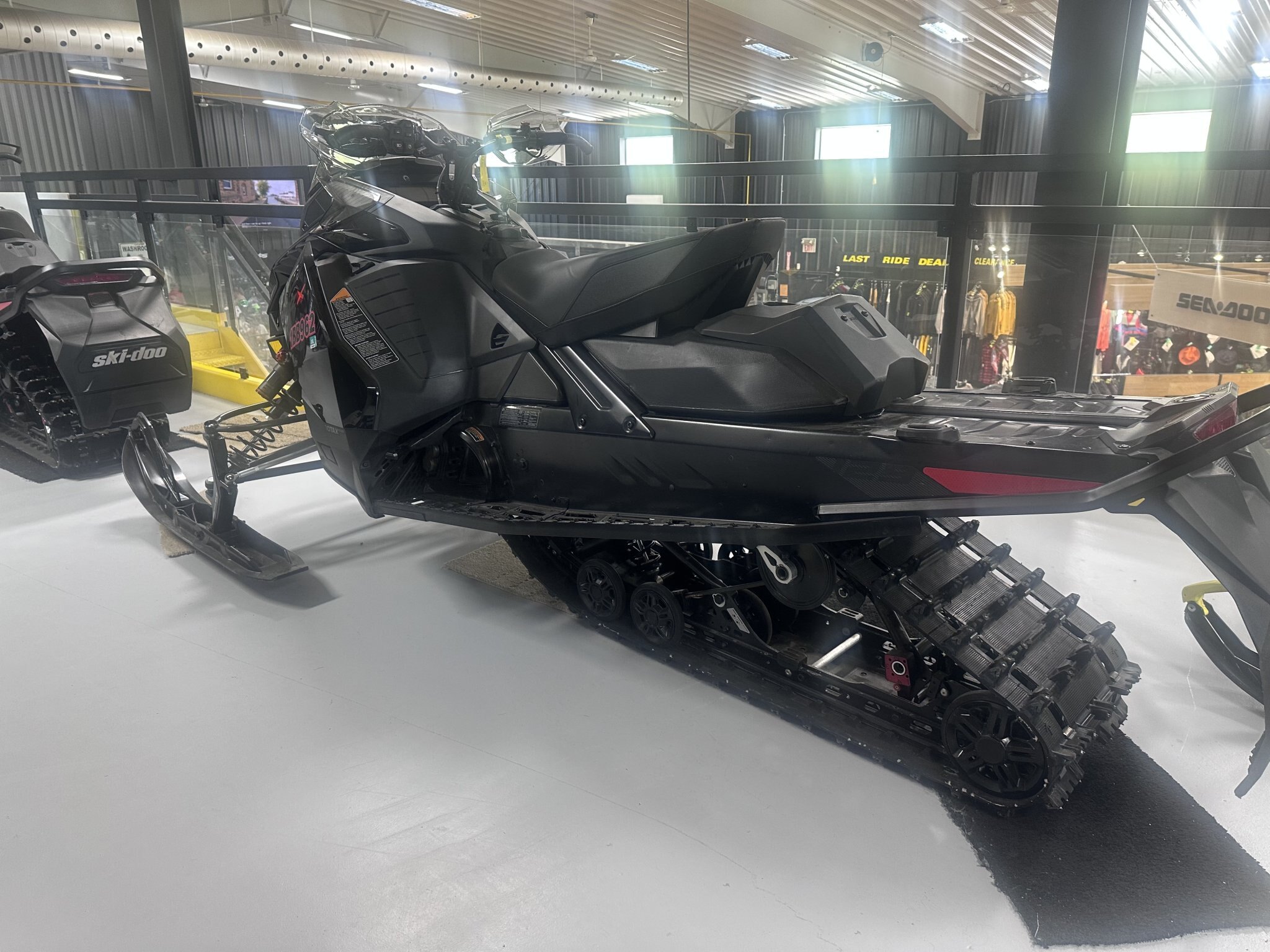 2026 Ski Doo MXZ X Rotax® 850 E TEC 129