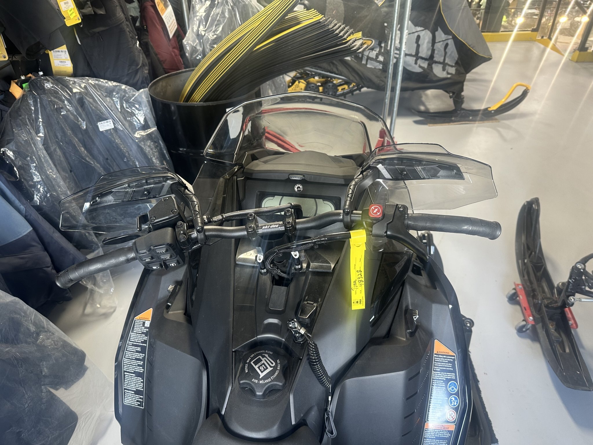 2026 Ski Doo MXZ X Rotax® 850 E TEC 129