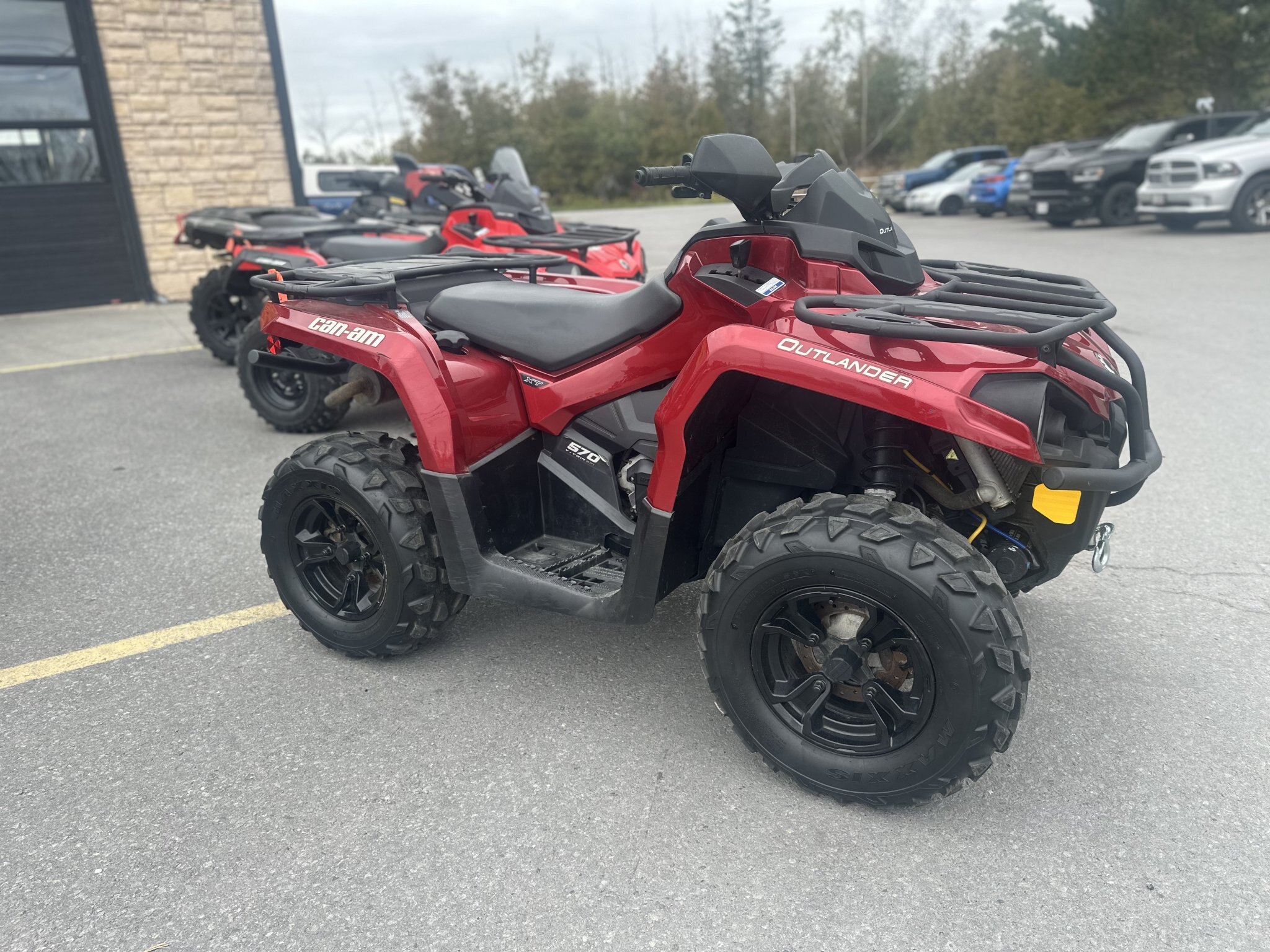 2019 CAN AM OUTLANDER 570 XT