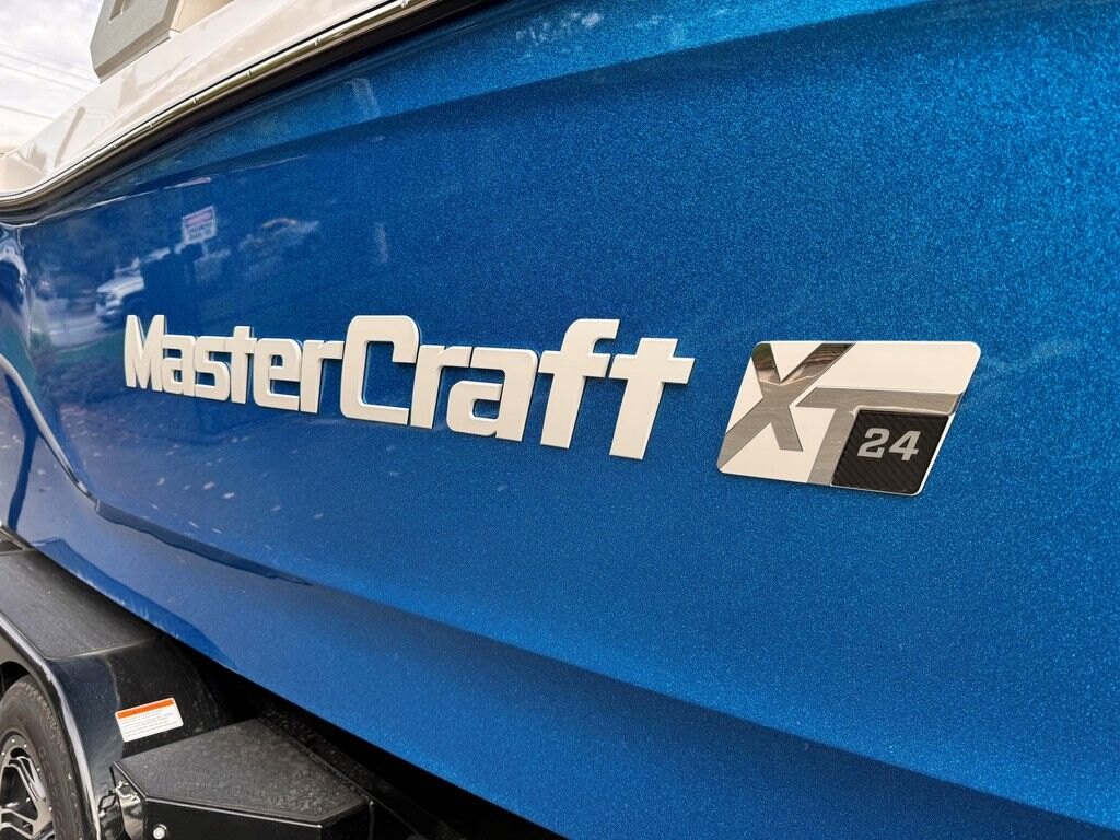 2024 MasterCraft XT24