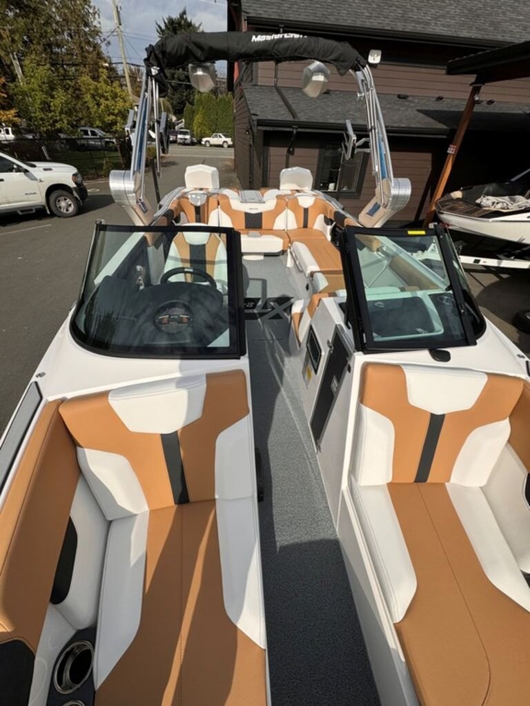 2024 MasterCraft XT24