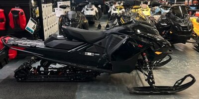 2024 Ski-Doo MXZ X-RS Rotax® 850 E-TEC 129 Ice Ripper XT 1.25 Black