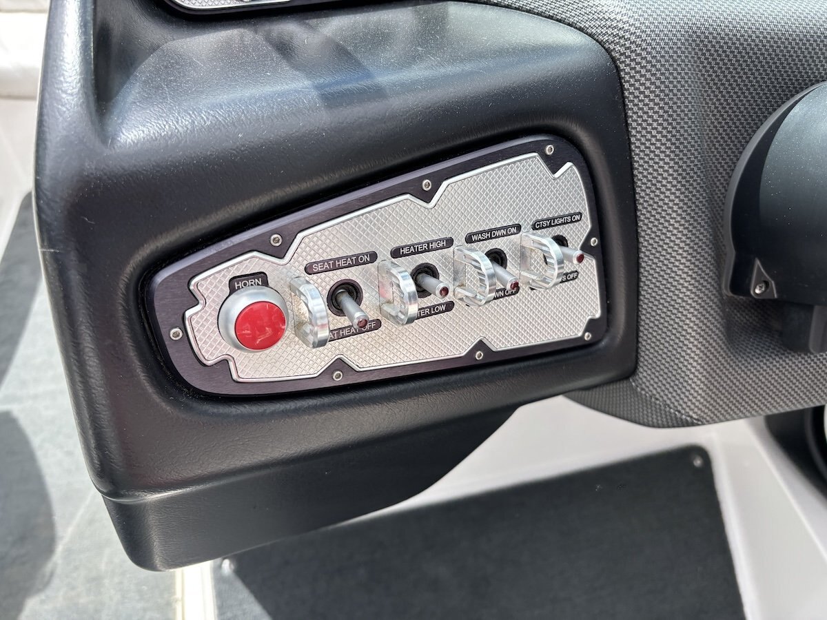 2011 MasterCraft X25