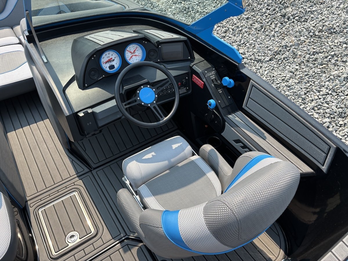 2023 MB Sports Tomcat F22' Alpha