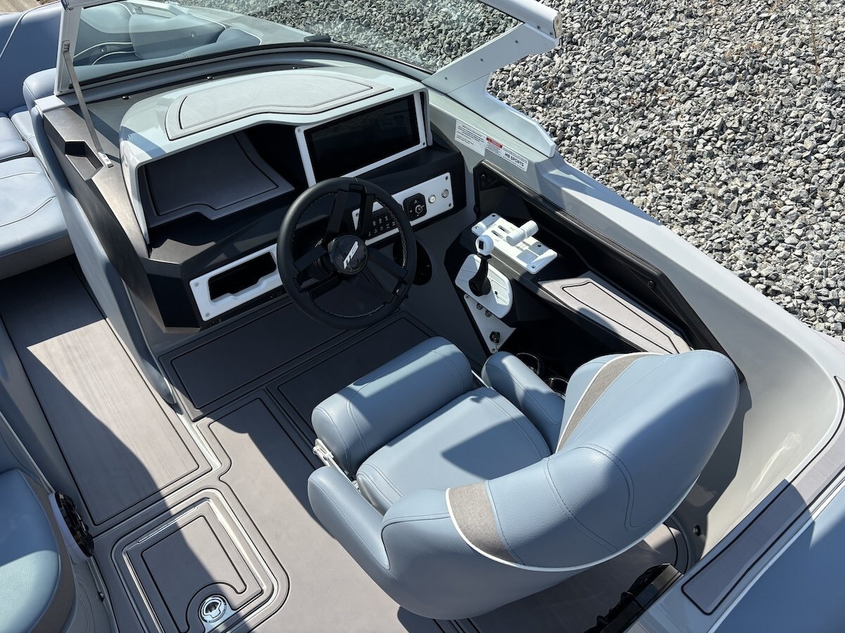 2027 MB Sports ALPHA B52 23