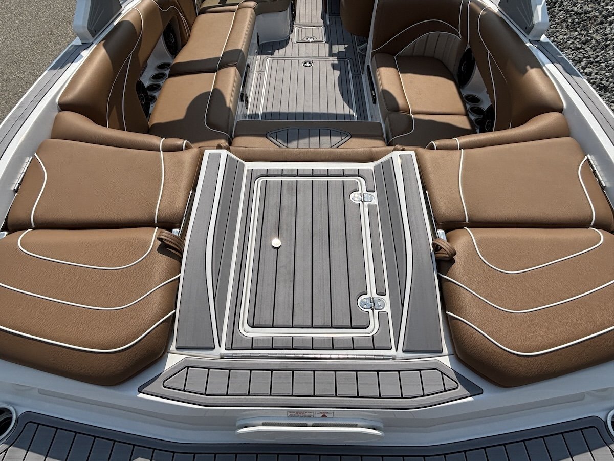 2027 MB Sports ALPHA B52 23
